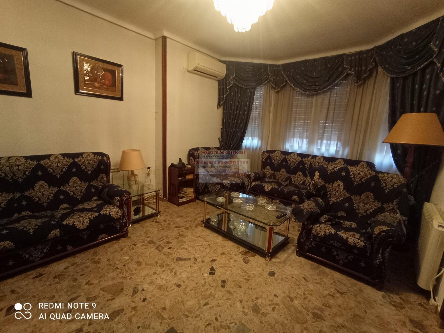 For sale of chalet in Albacete