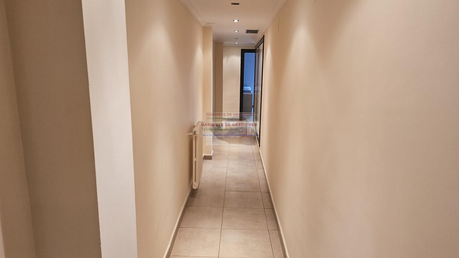 For sale of flat in Albacete