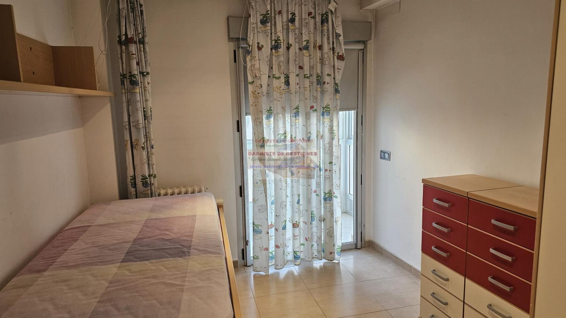 For sale of flat in Albacete