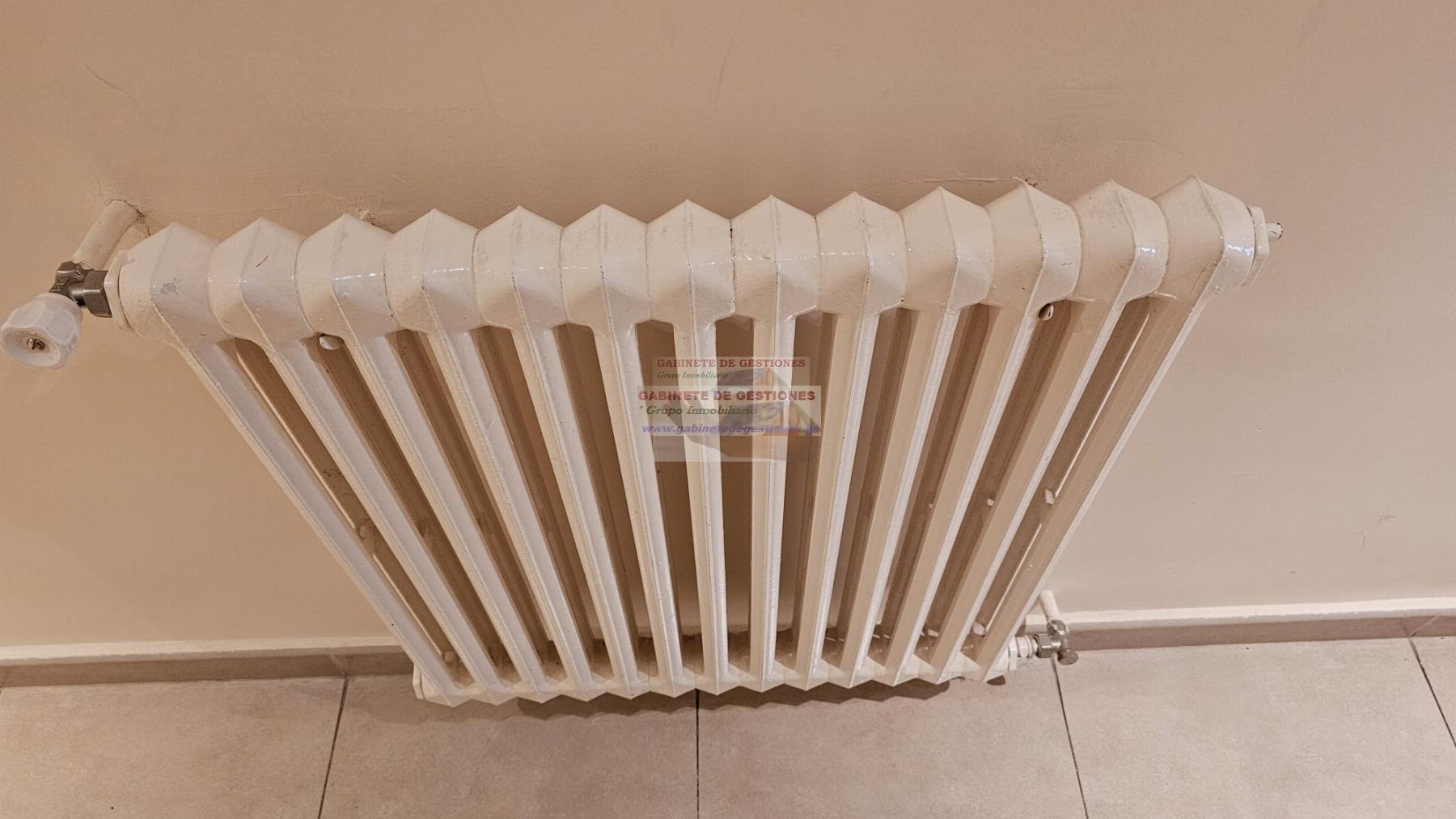 For sale of flat in Albacete