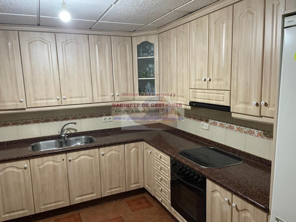 For sale of house in Chinchilla de Monte-Aragón