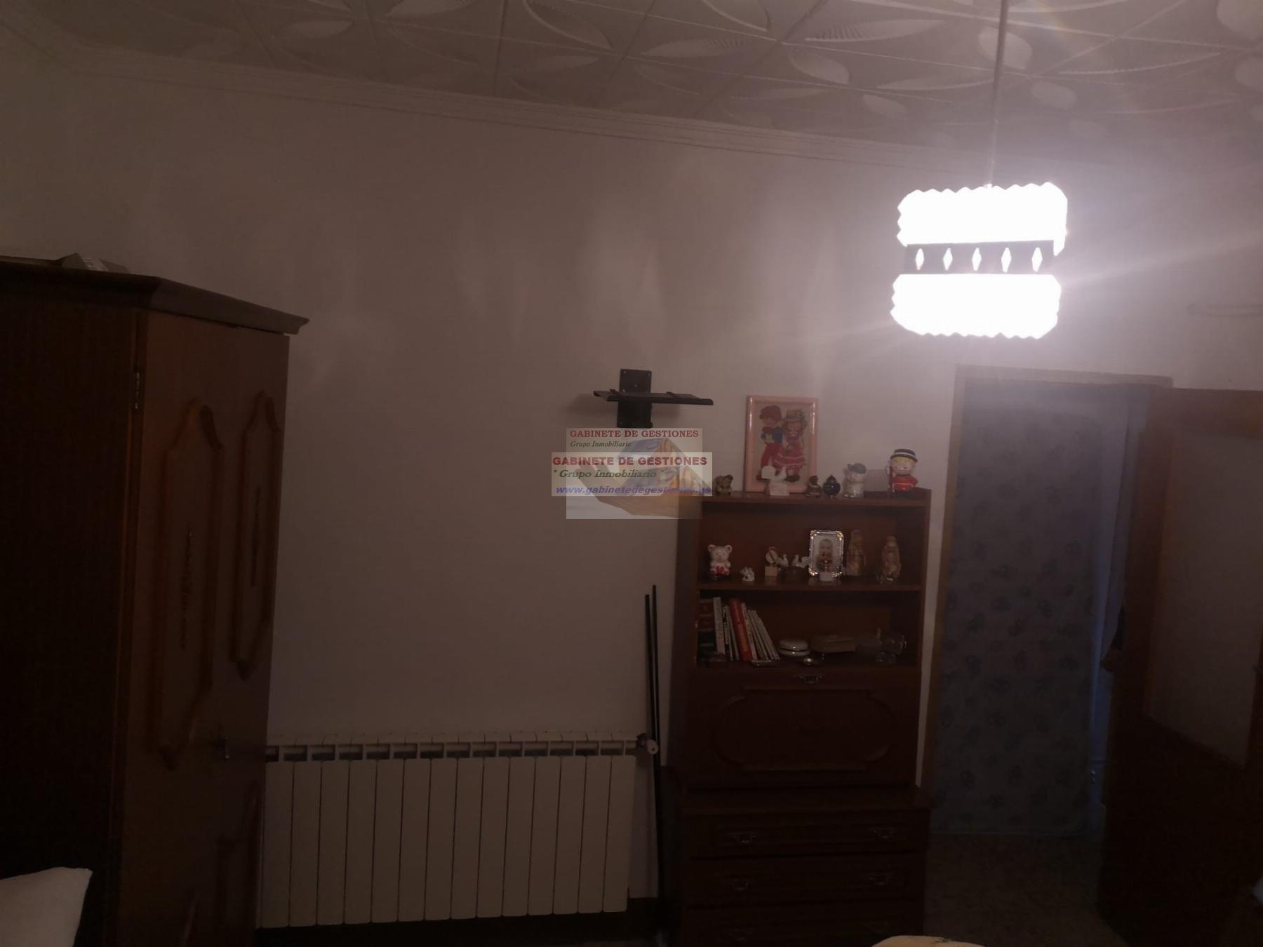 For sale of house in Chinchilla de Monte-Aragón
