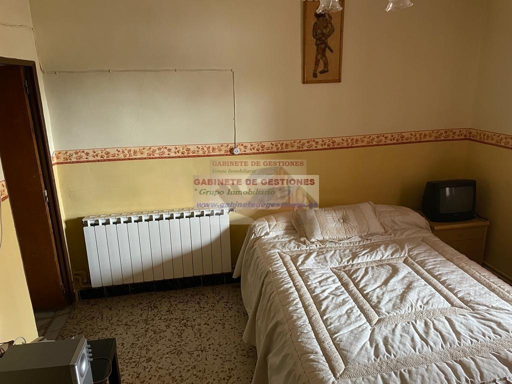 For sale of house in Chinchilla de Monte-Aragón