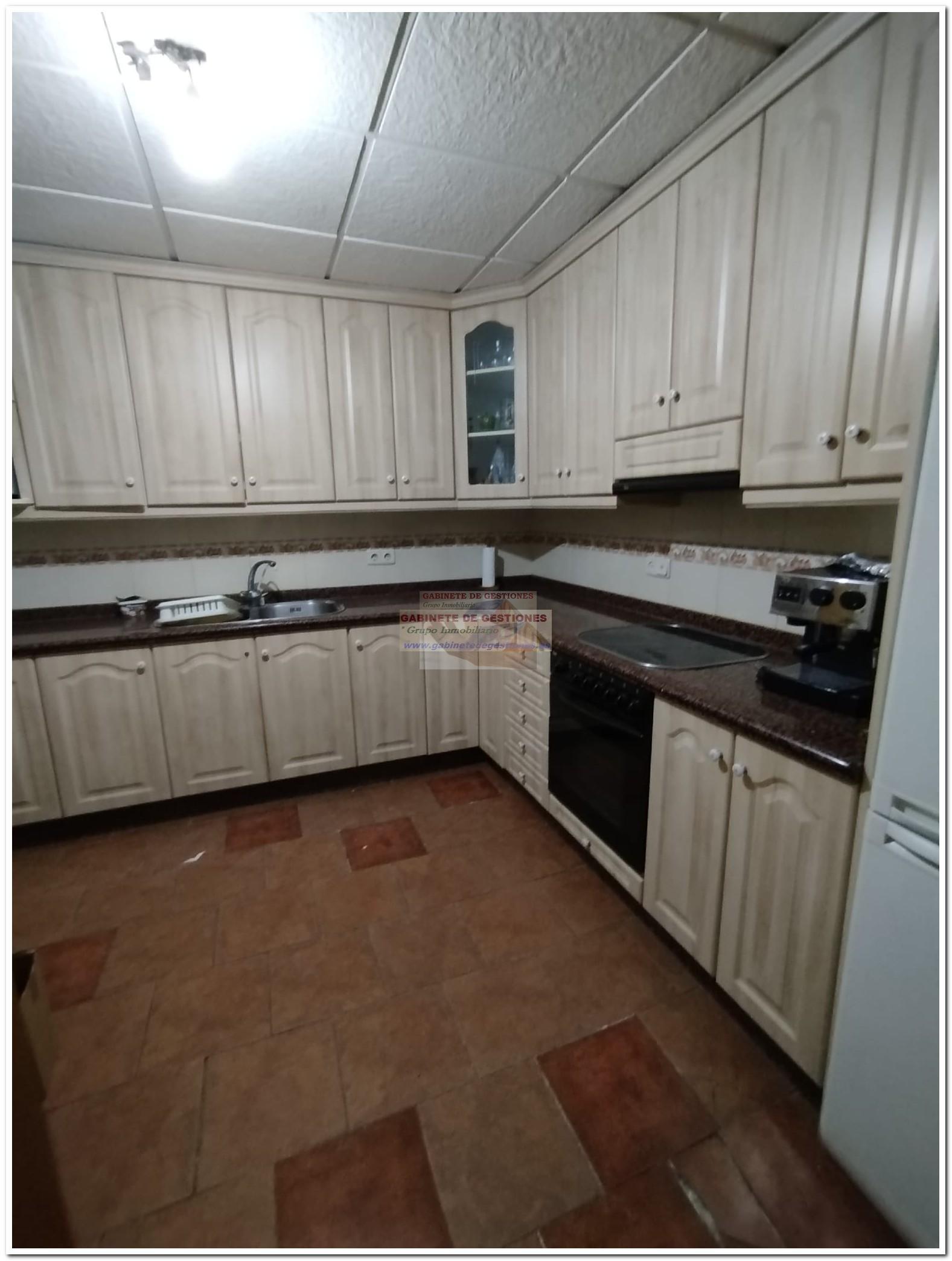 For sale of house in Chinchilla de Monte-Aragón