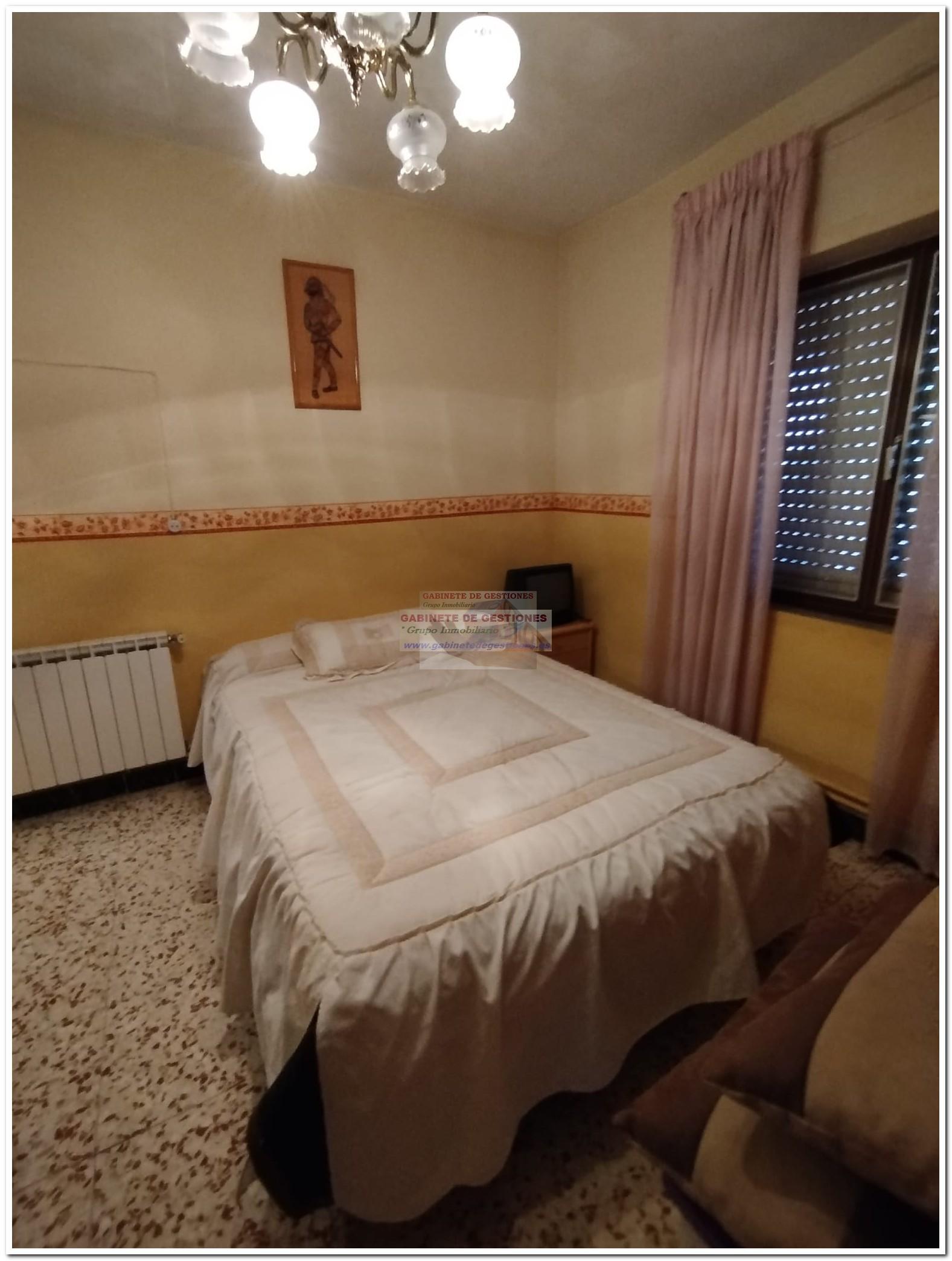 For sale of house in Chinchilla de Monte-Aragón
