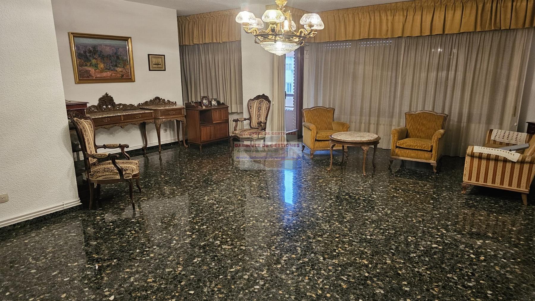 Venta de piso en Albacete