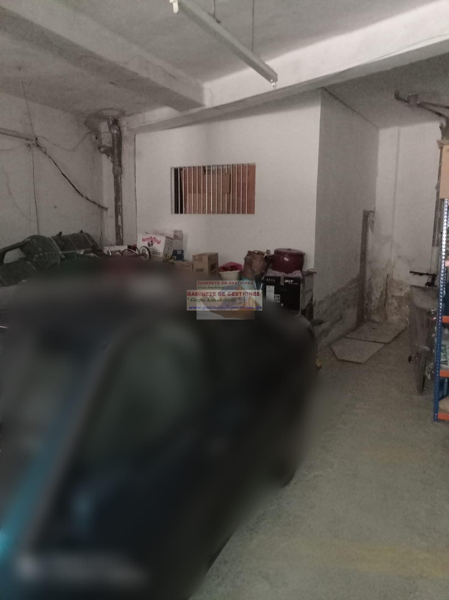 For sale of commercial in Albacete