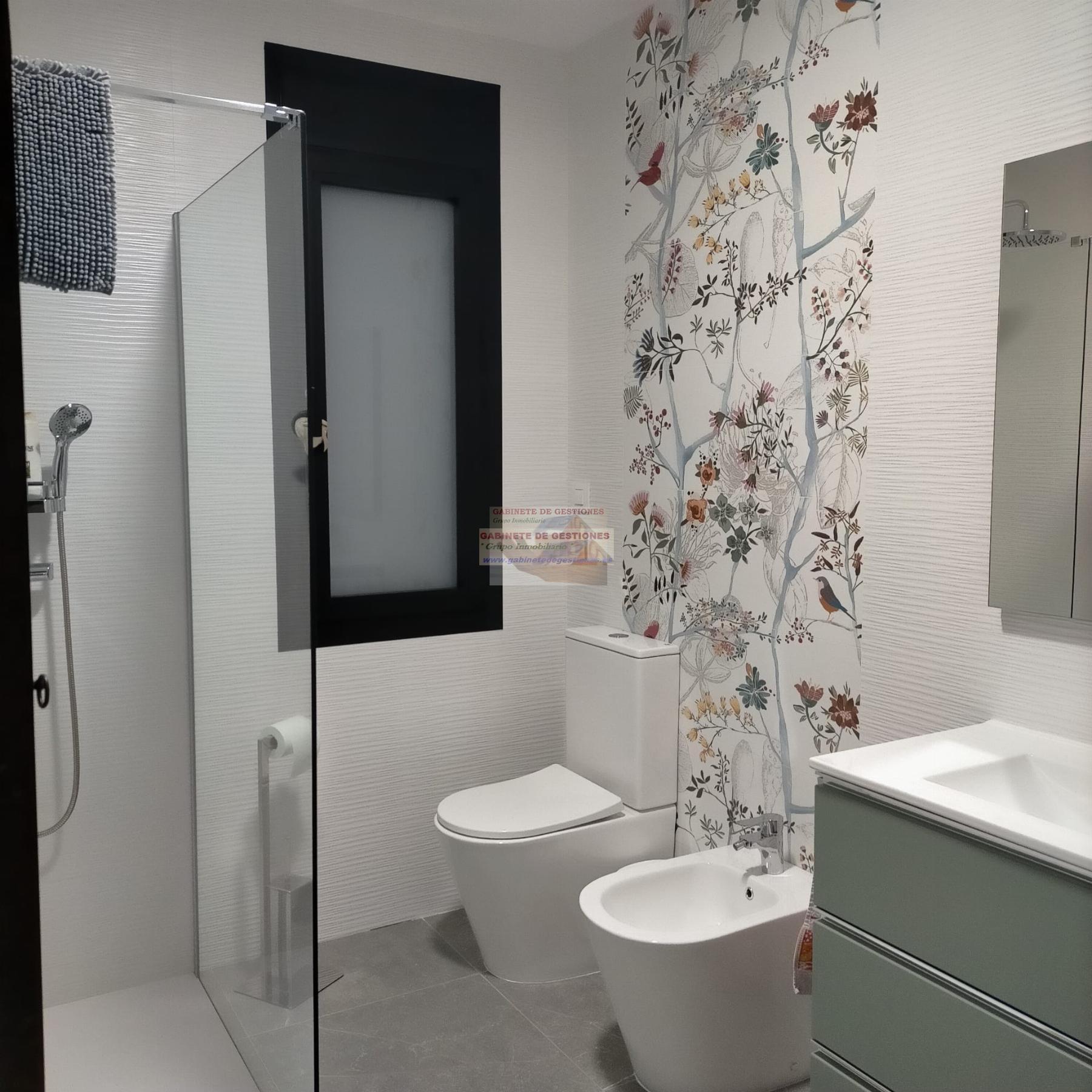 For sale of chalet in Albacete