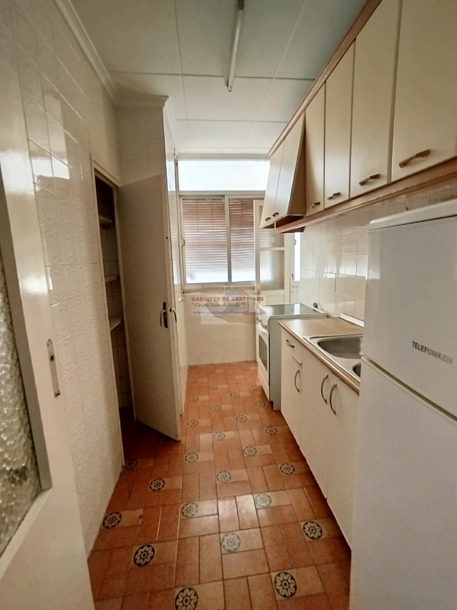 For sale of flat in Albacete