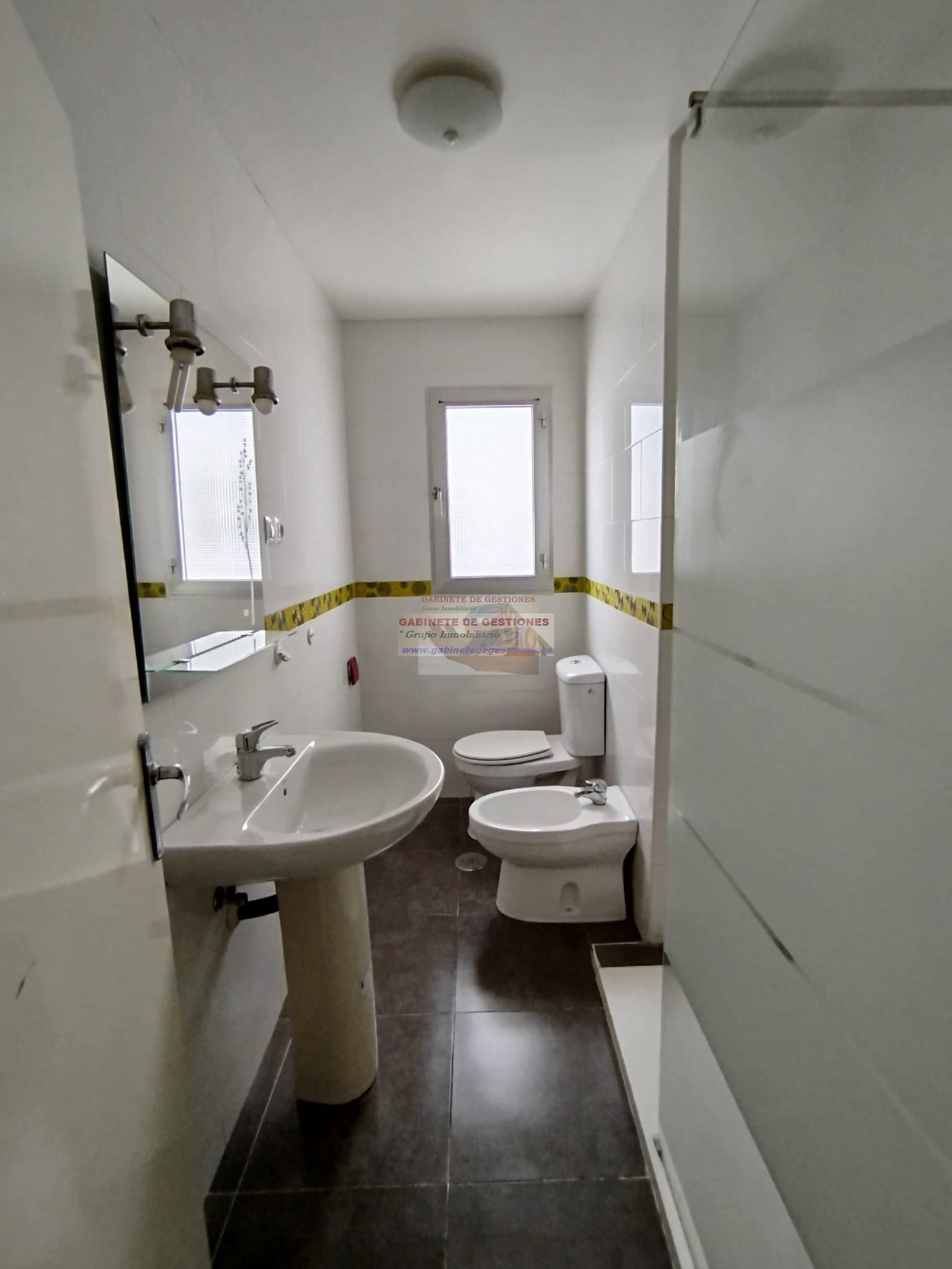 For sale of flat in Albacete