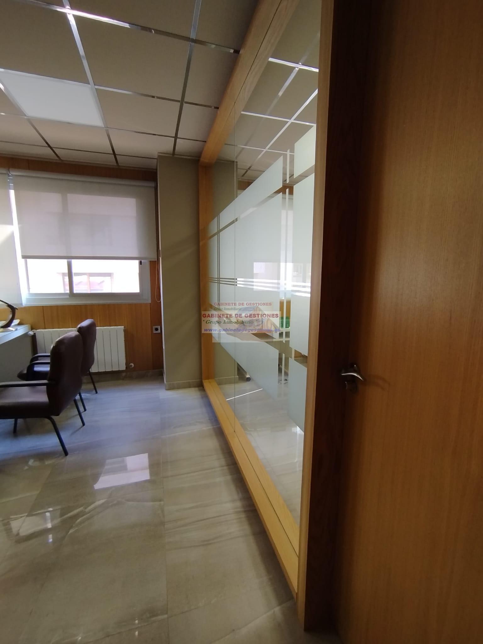 For sale of commercial in Albacete