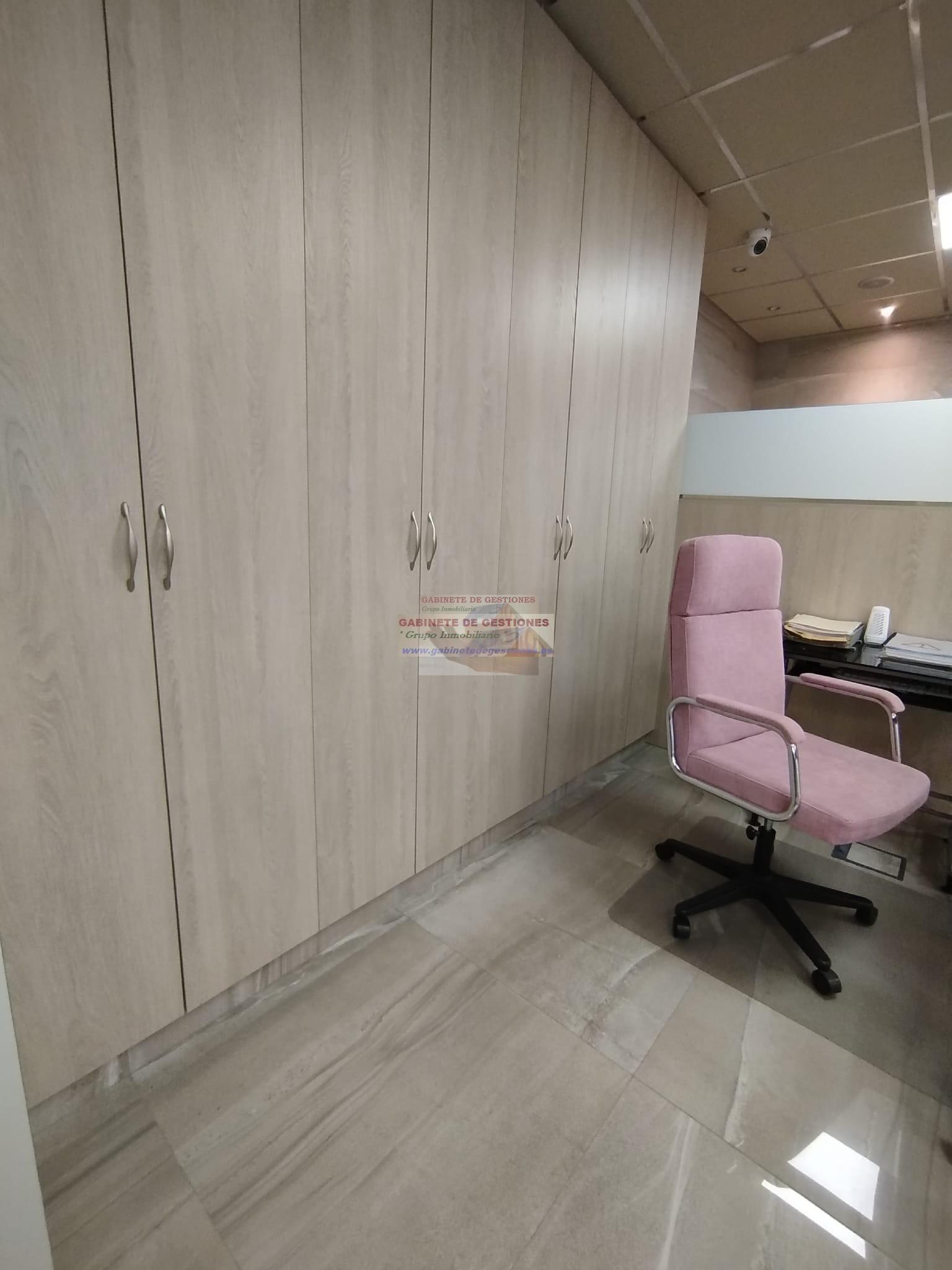For sale of commercial in Albacete