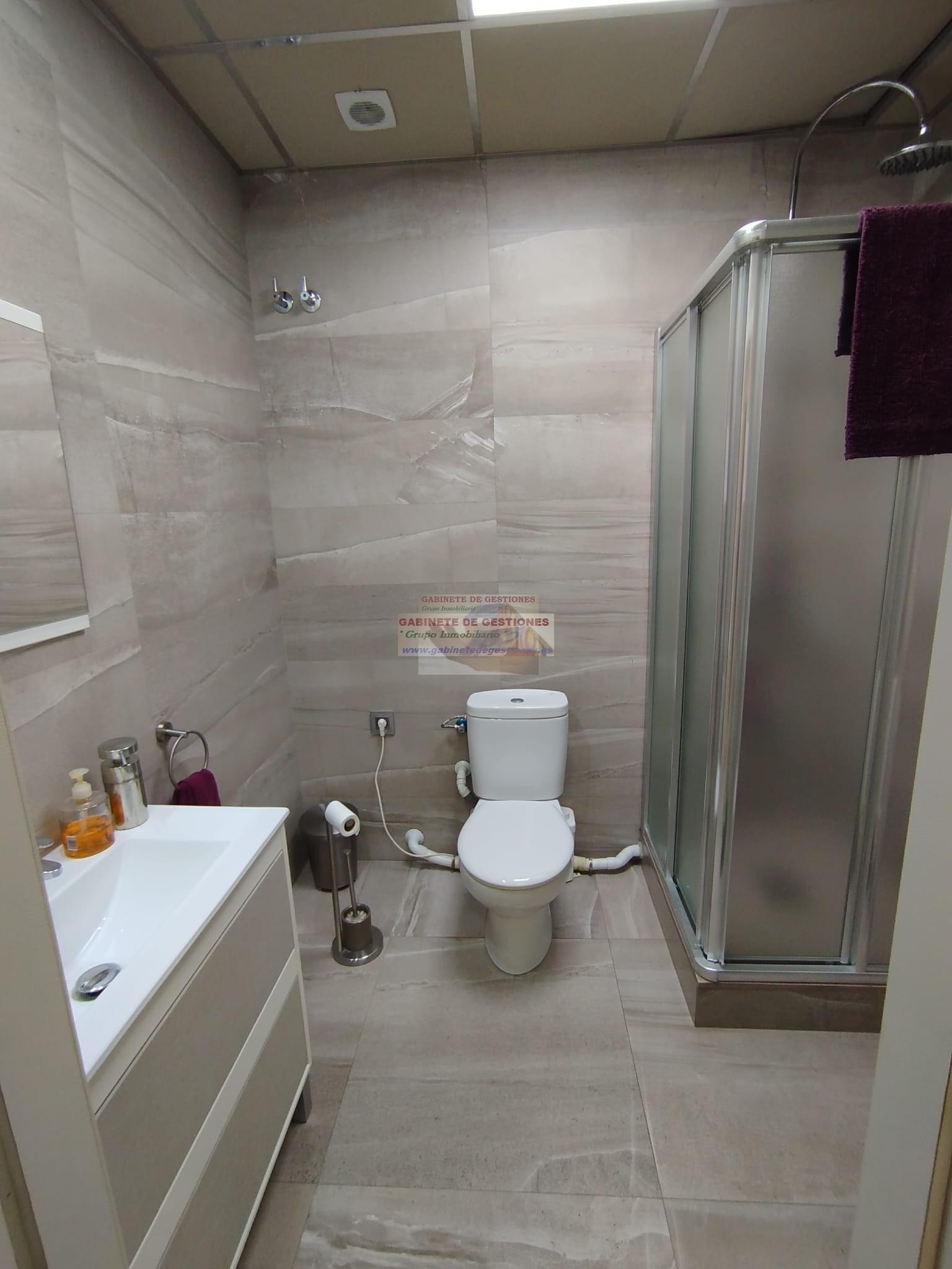 For sale of commercial in Albacete