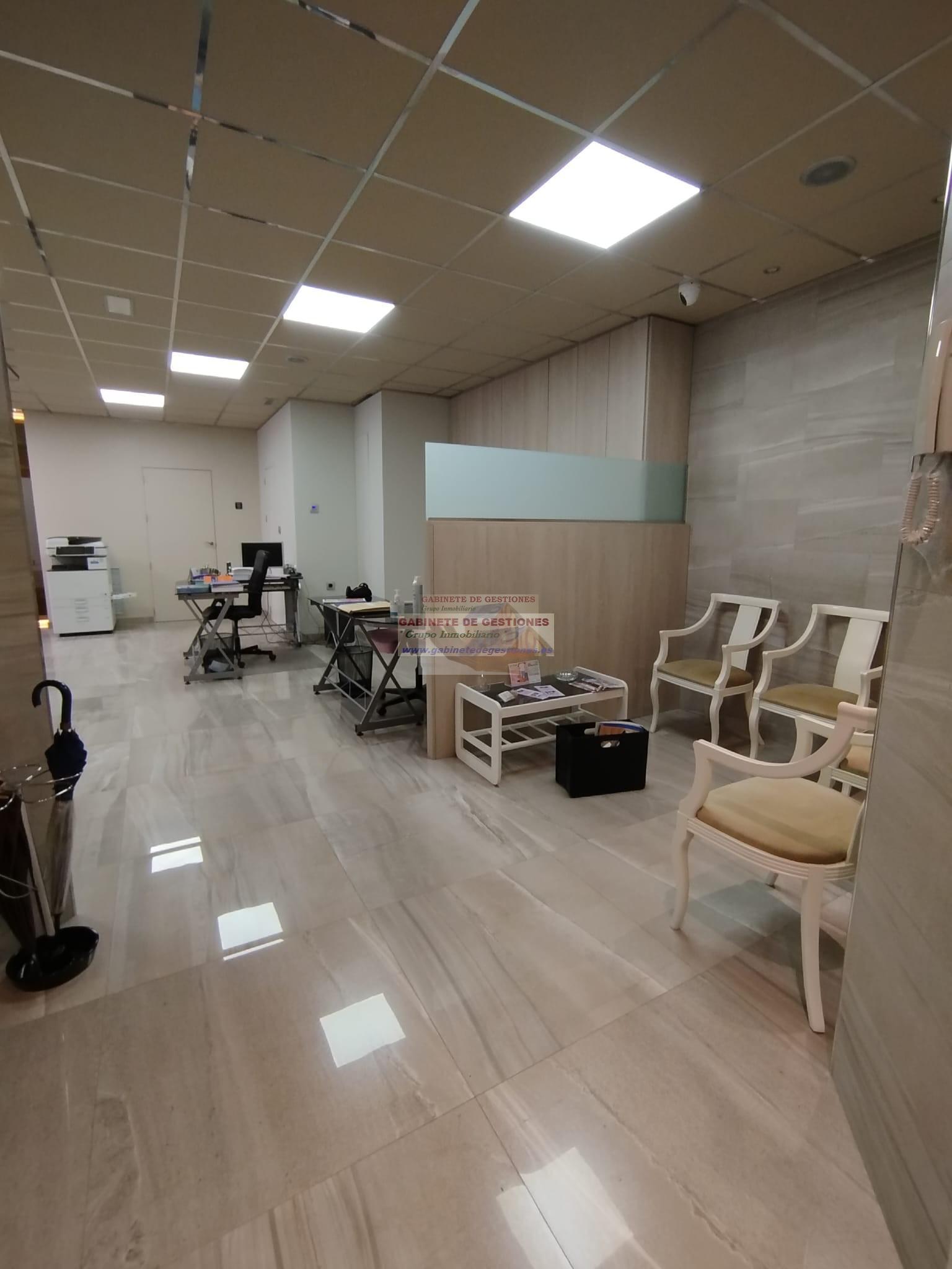 For sale of commercial in Albacete