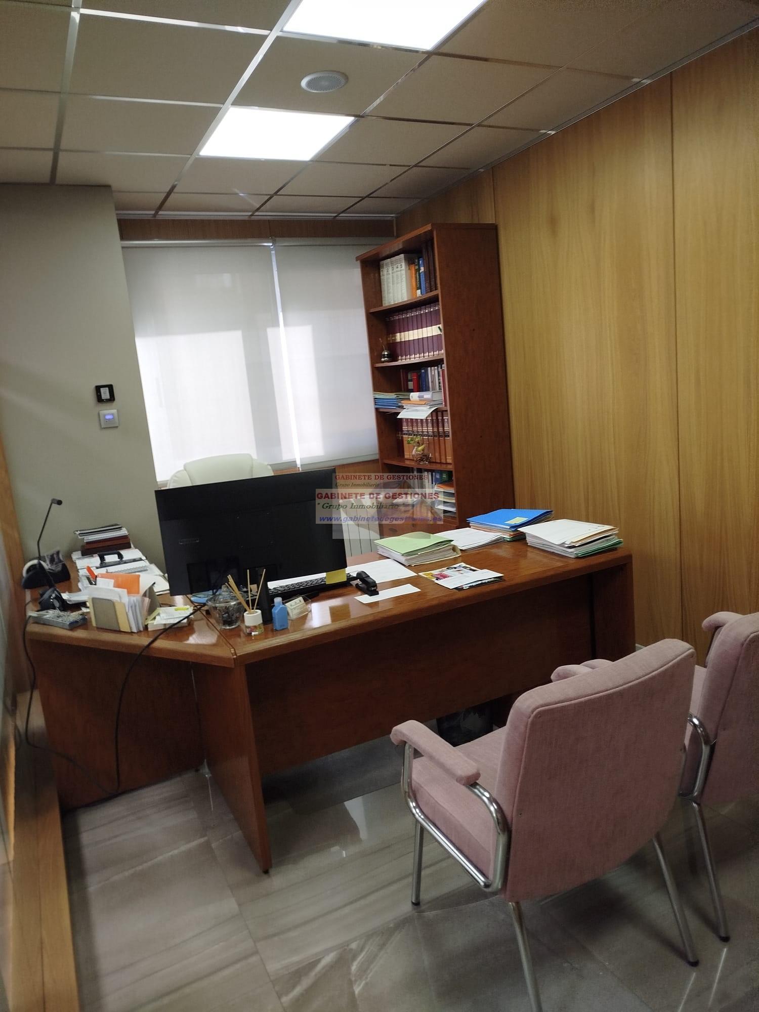 For sale of commercial in Albacete