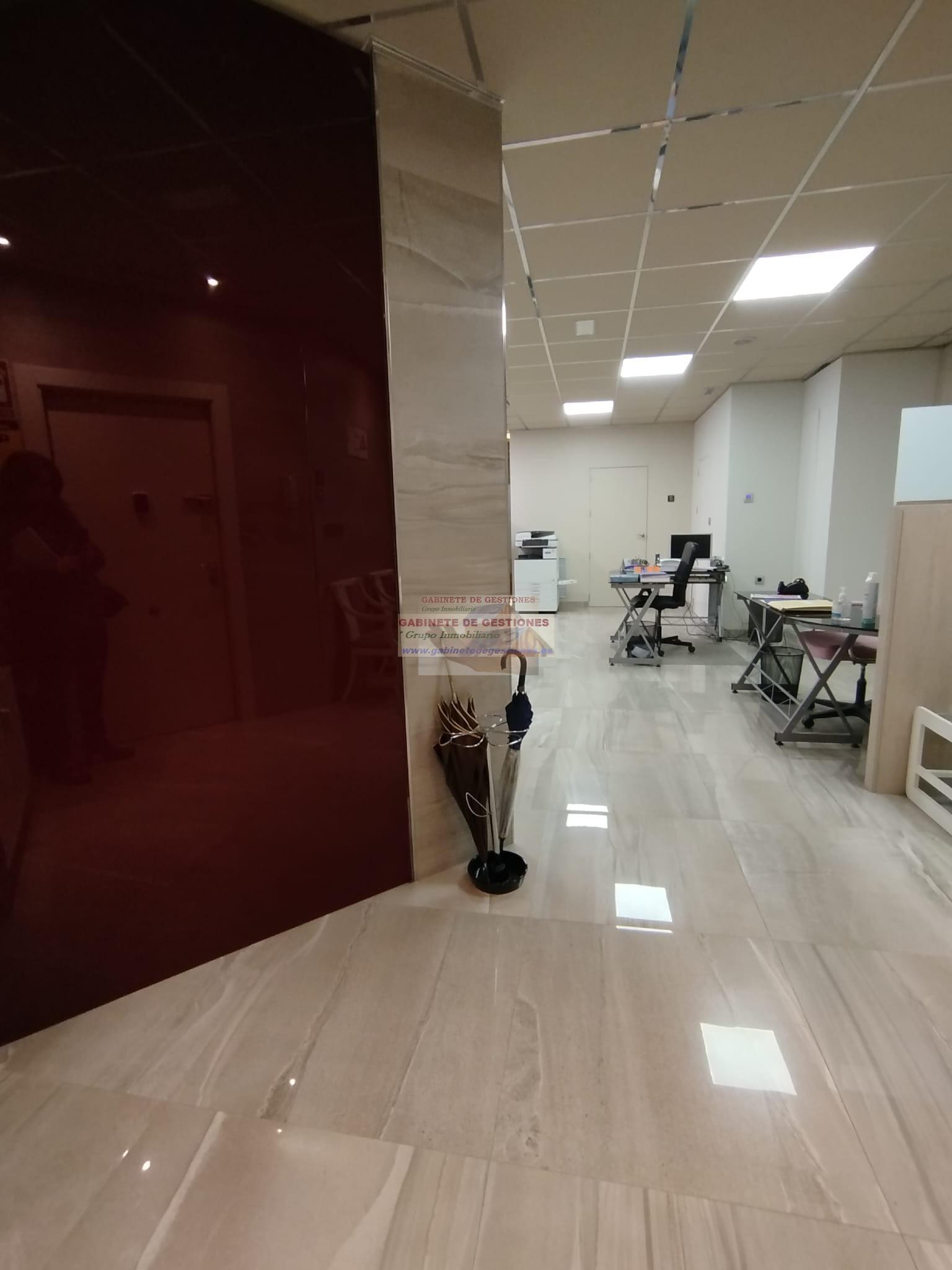 For sale of commercial in Albacete