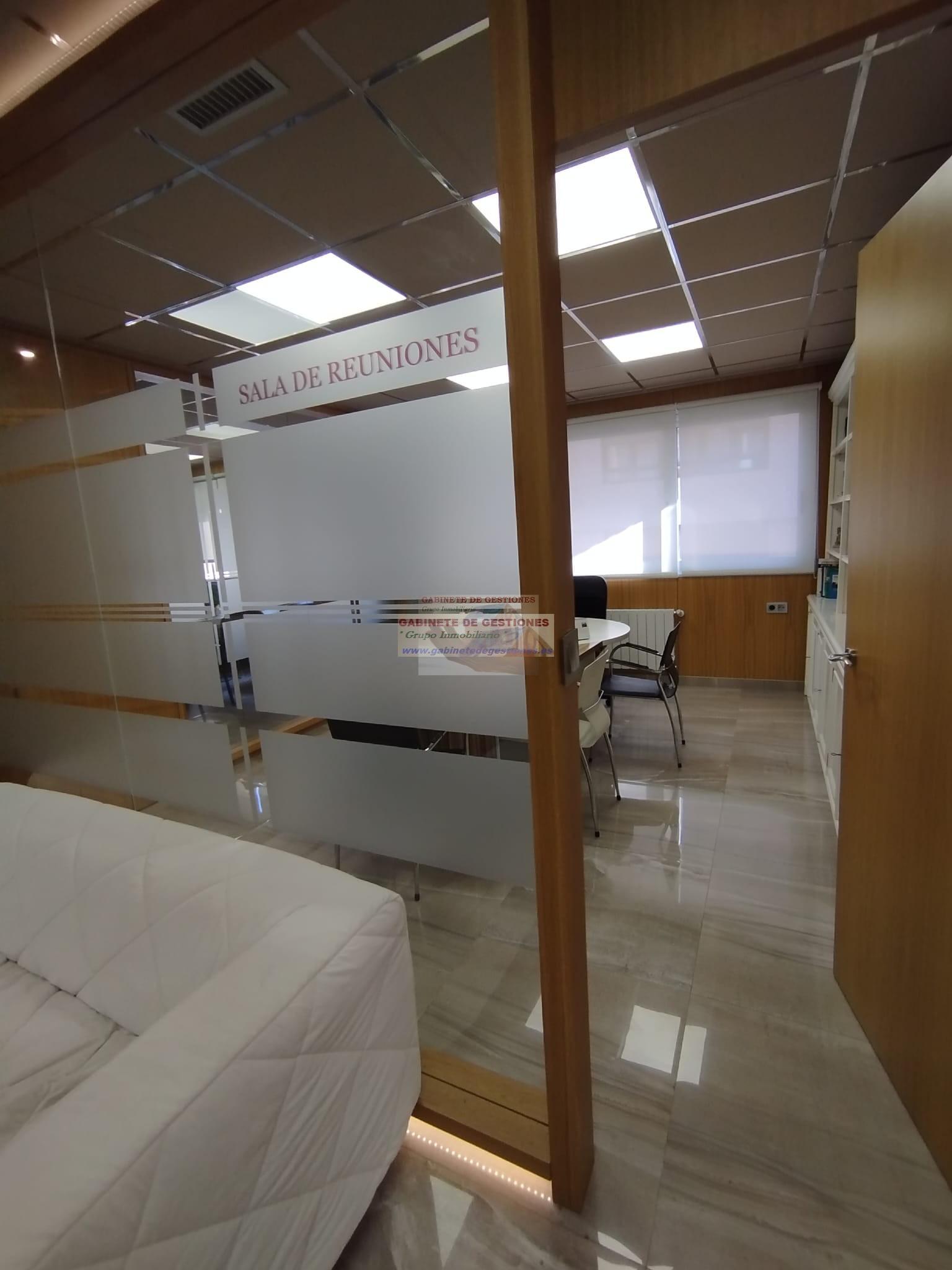For sale of commercial in Albacete