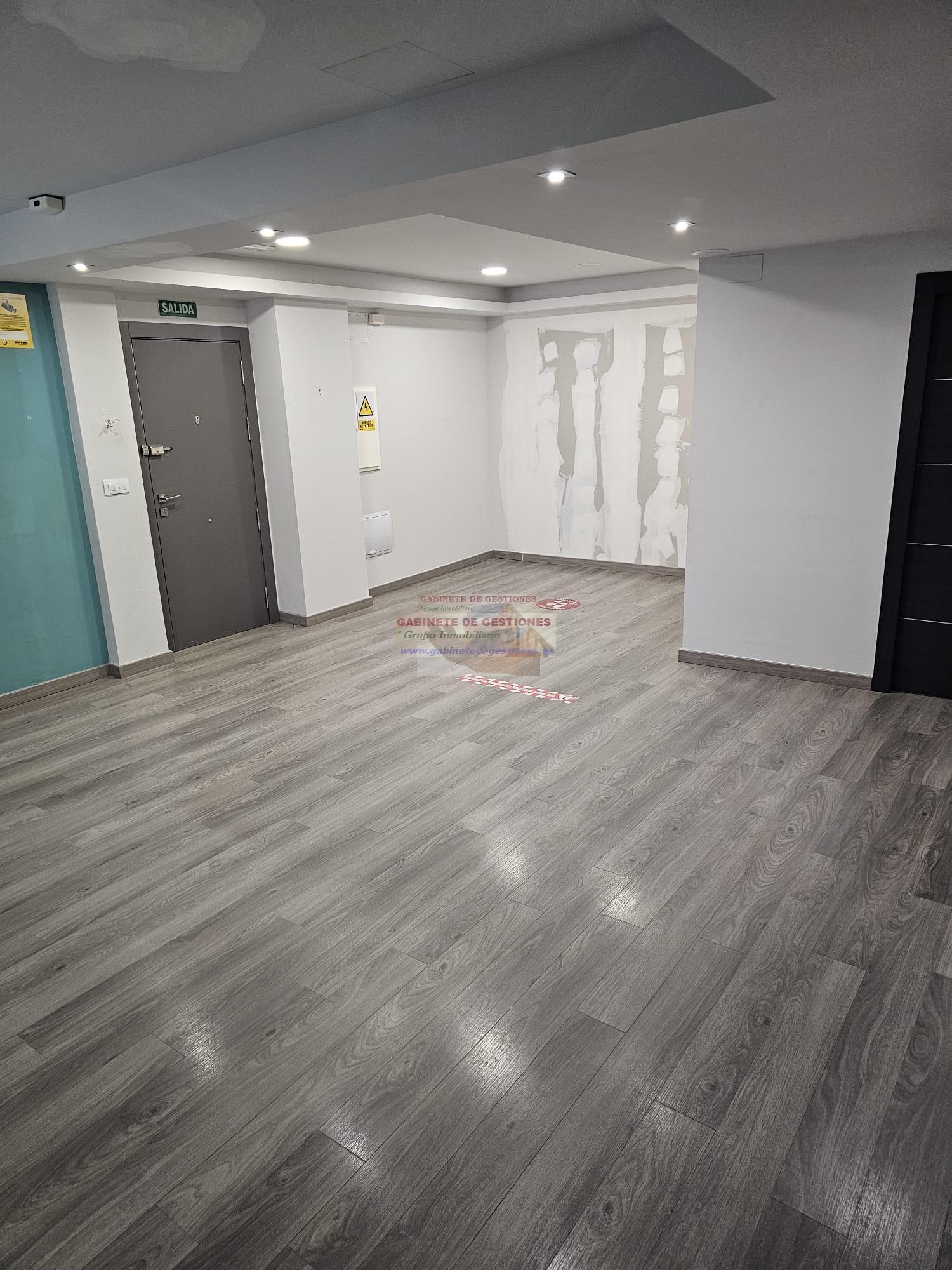 For rent of office in Albacete