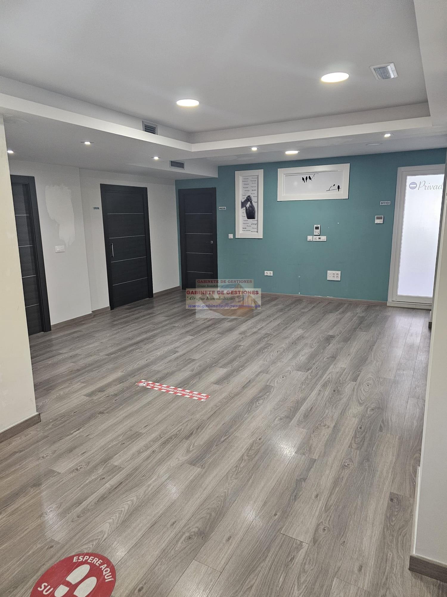 For rent of office in Albacete