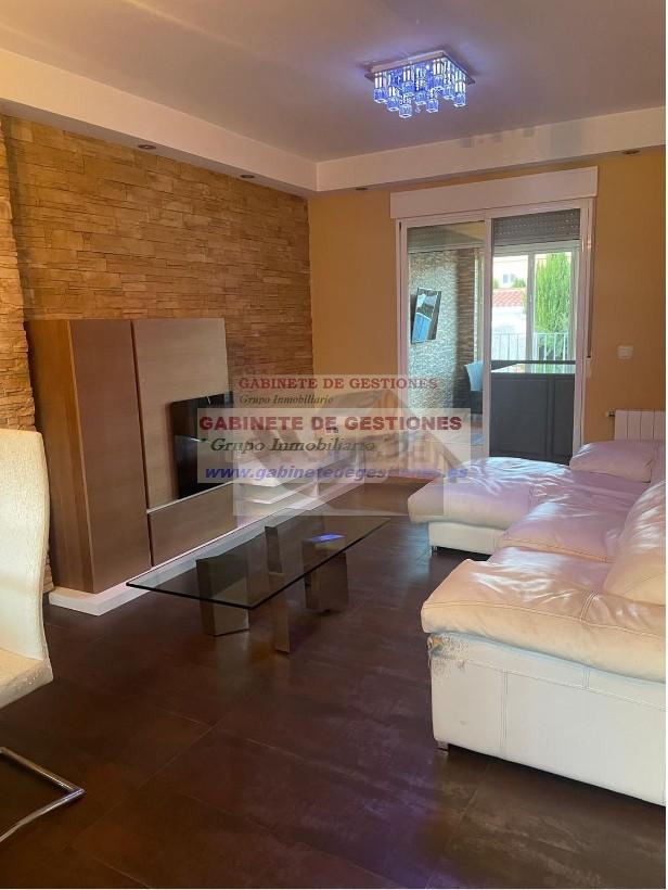 For sale of chalet in La Gineta