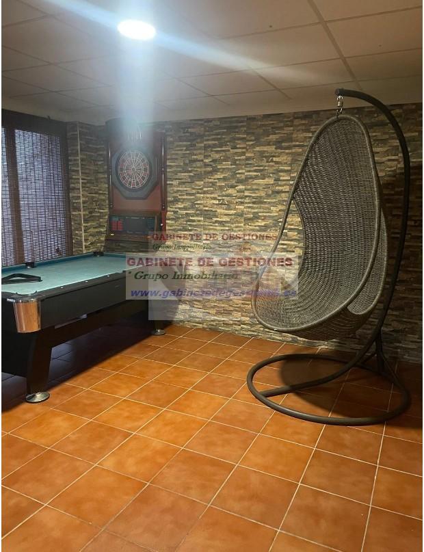 For sale of chalet in La Gineta