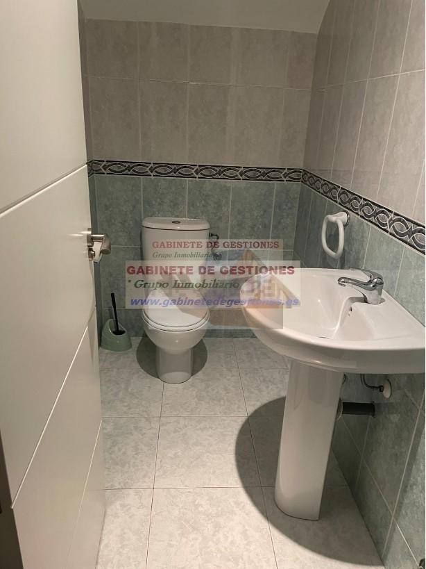 For sale of chalet in La Gineta