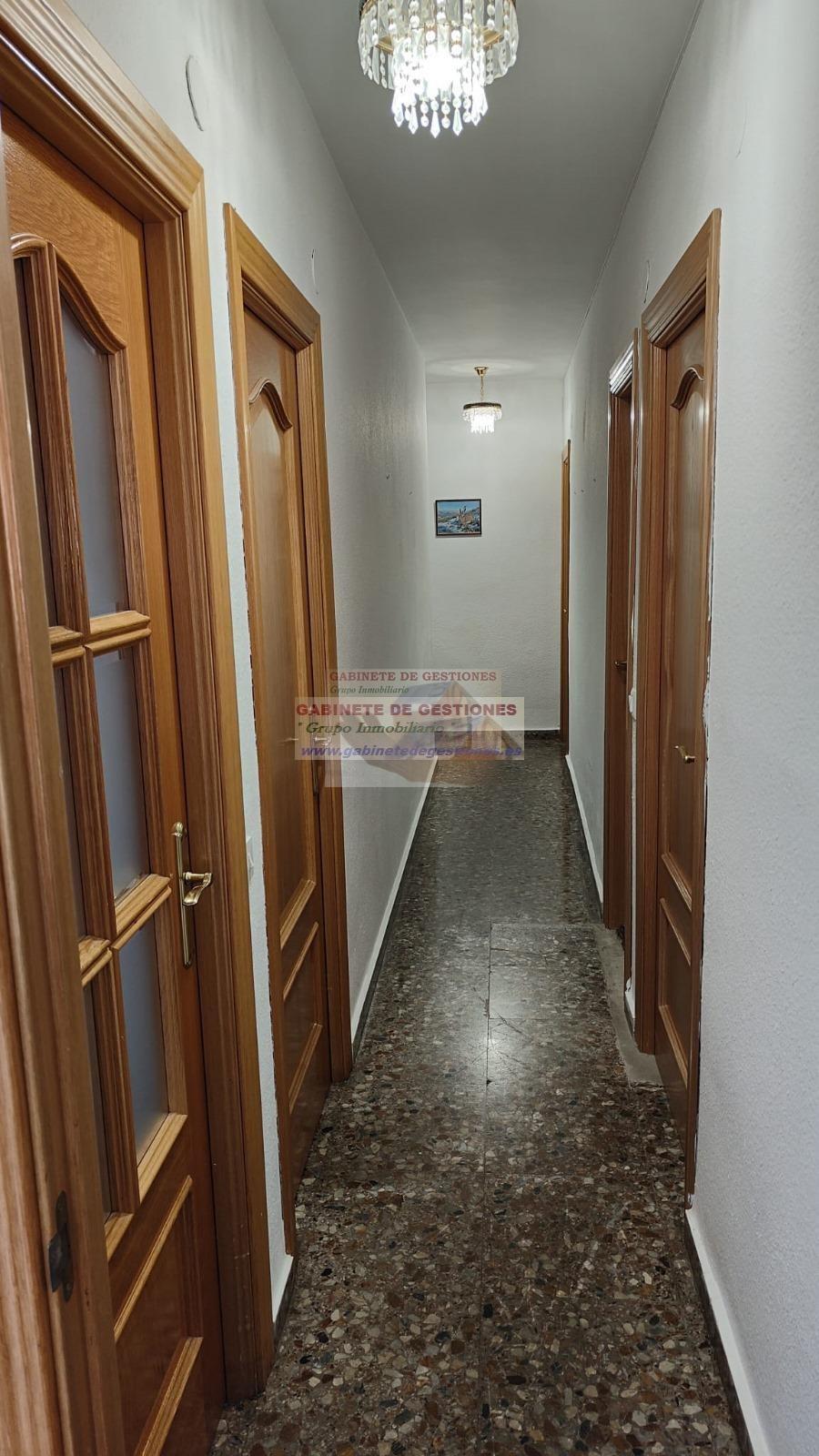 For sale of flat in Albacete