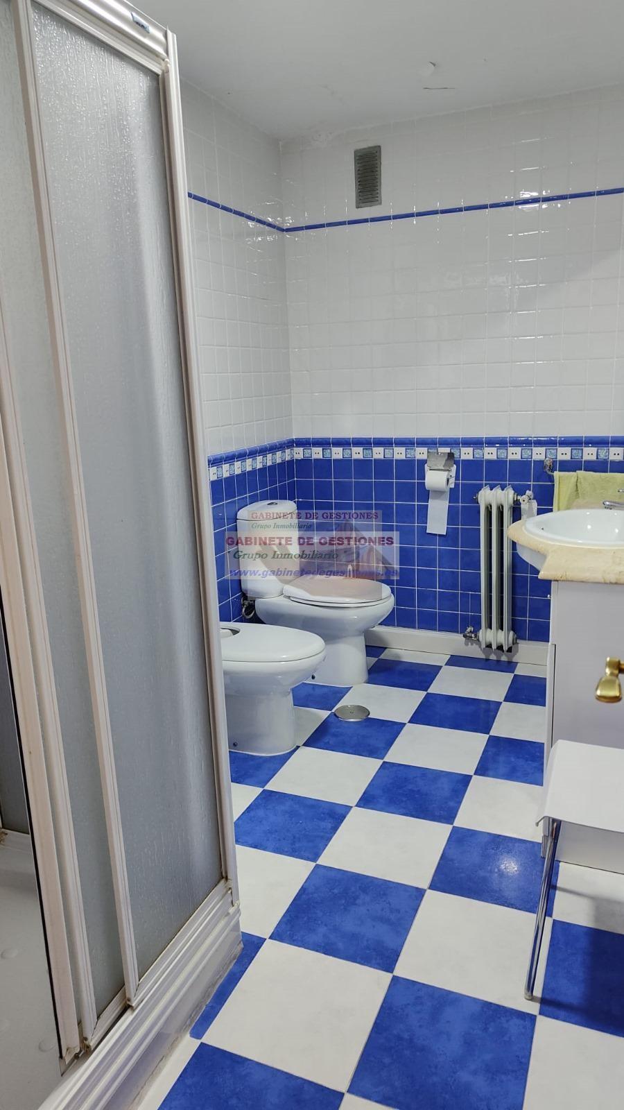 For sale of flat in Albacete
