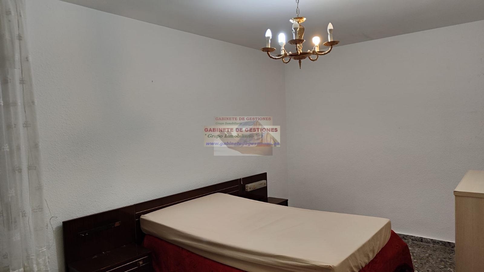 For sale of flat in Albacete