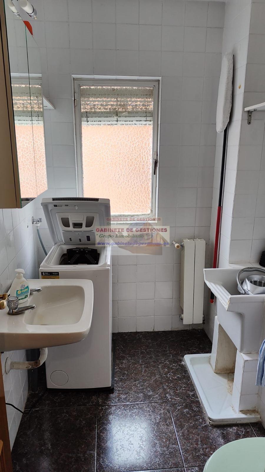 For sale of flat in Albacete
