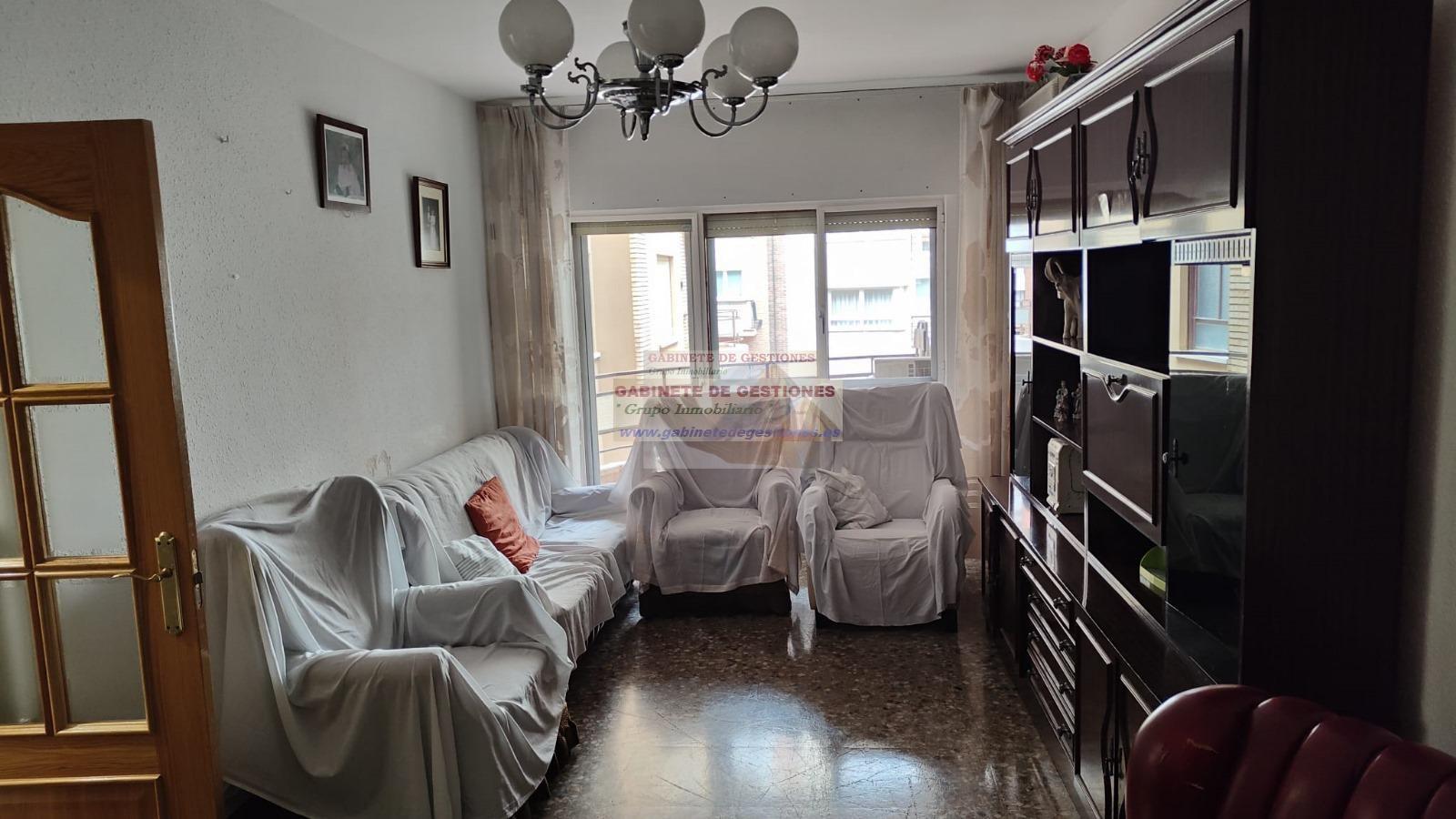 For sale of flat in Albacete