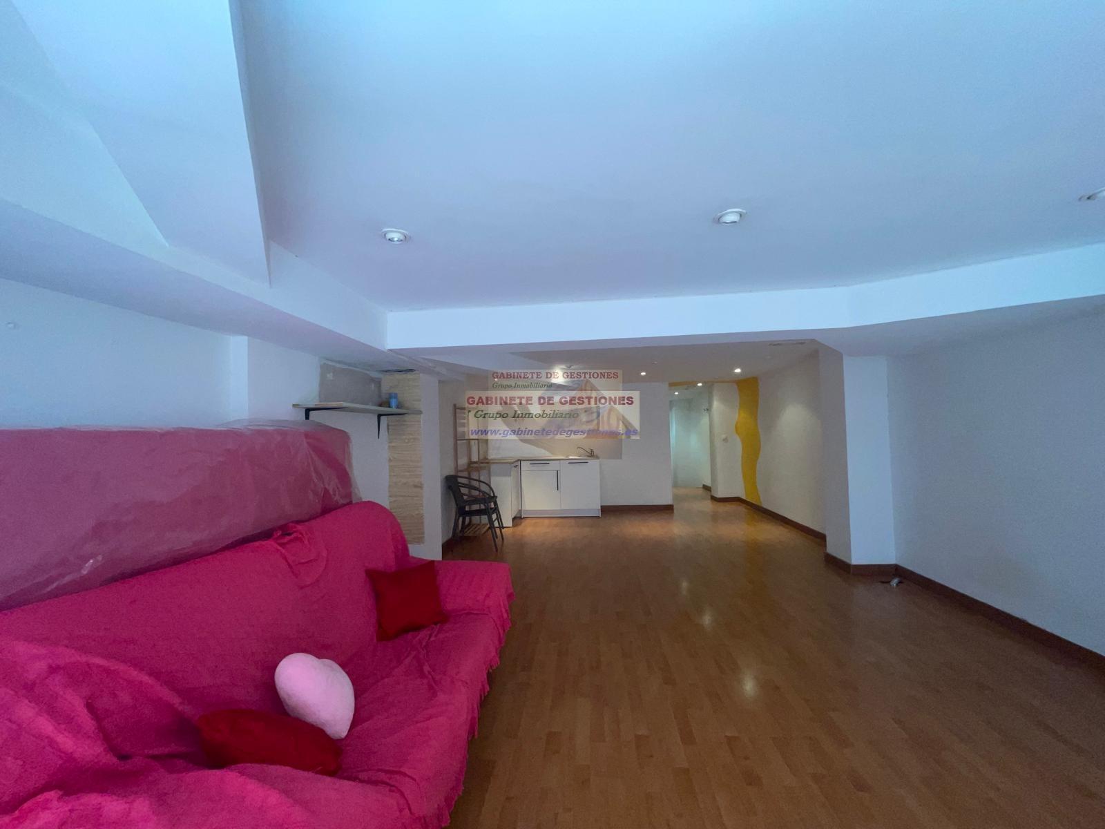 For sale of commercial in Albacete