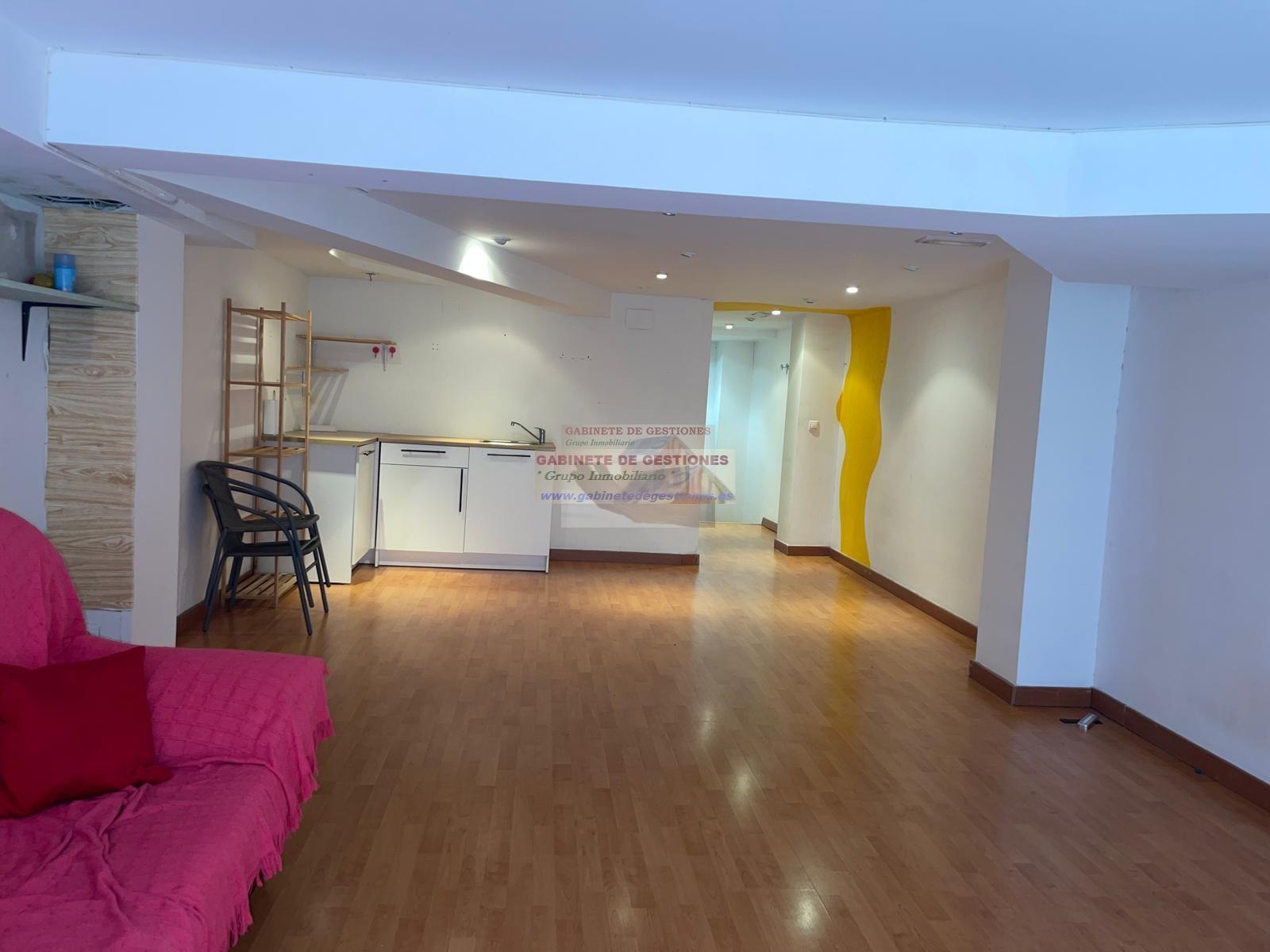 For sale of commercial in Albacete