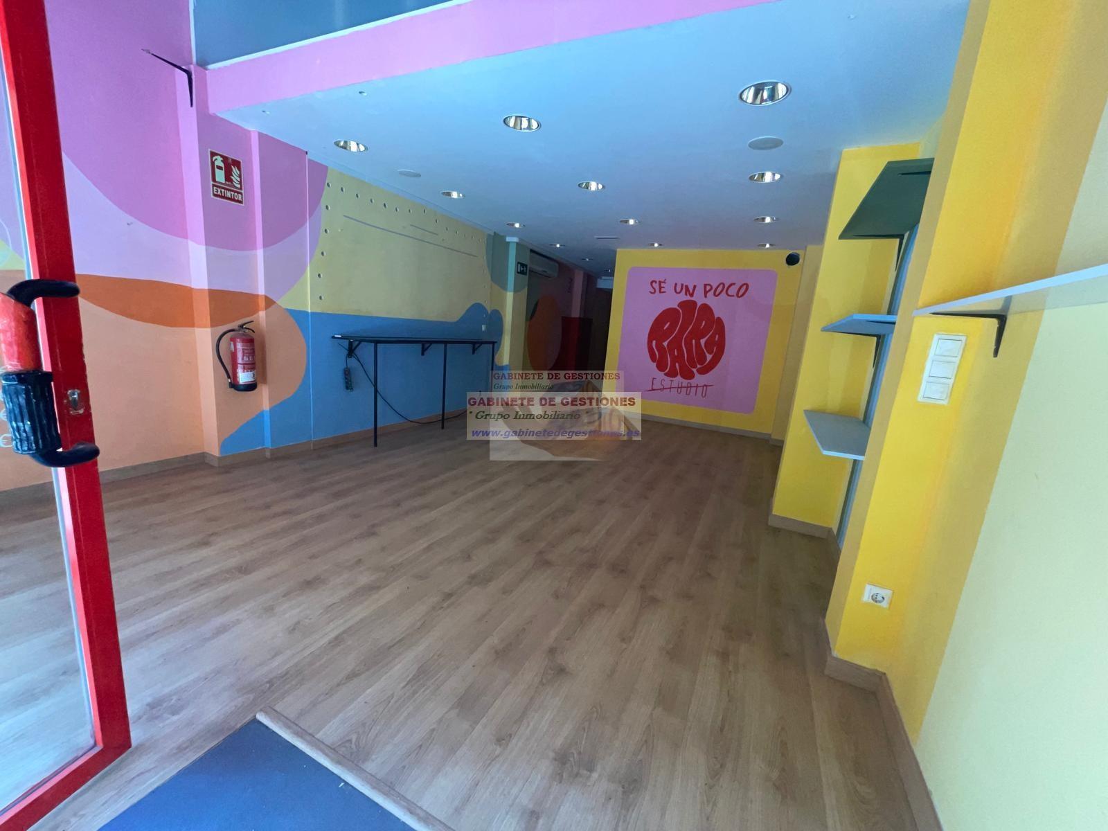 For sale of commercial in Albacete