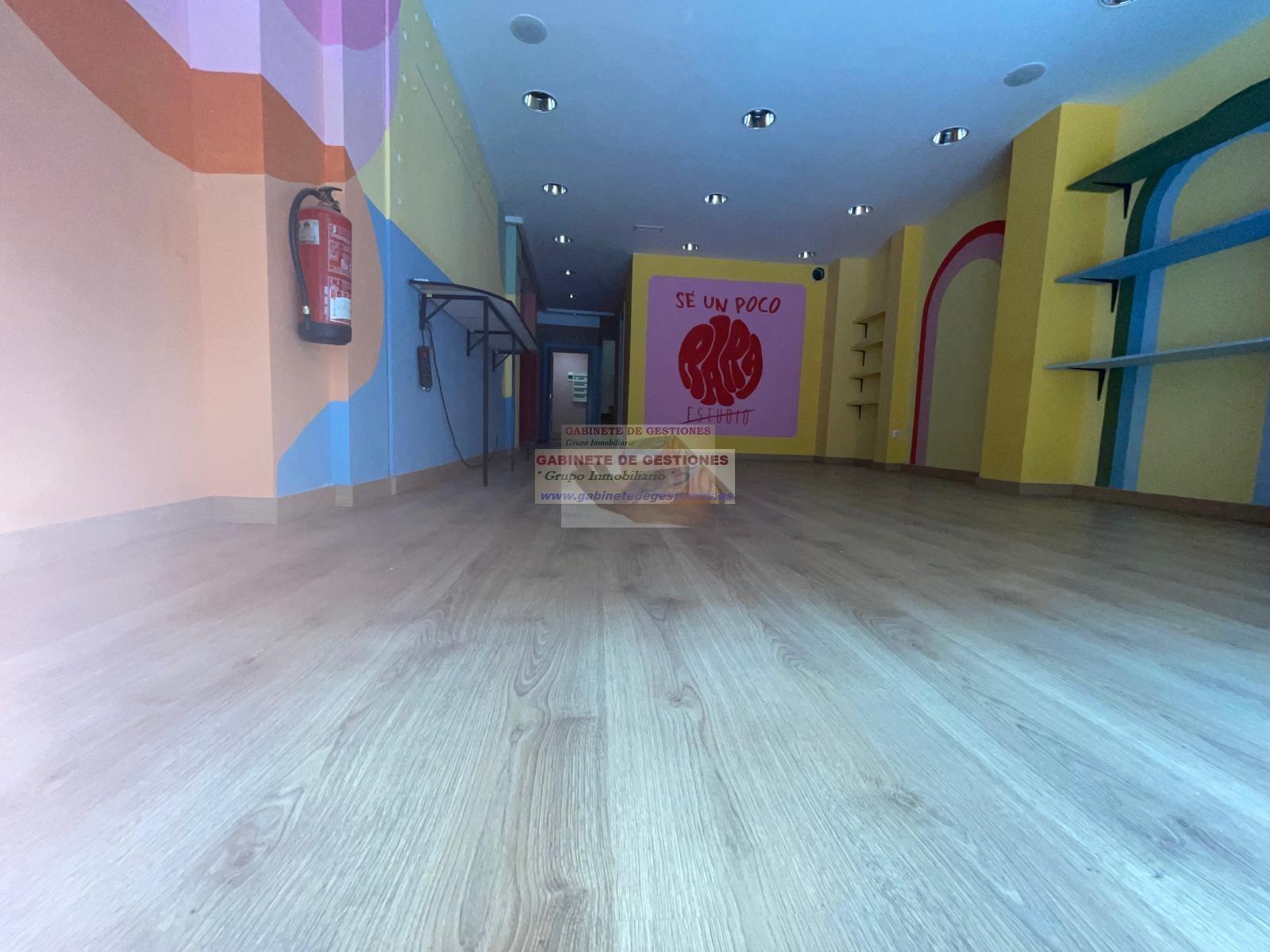 For sale of commercial in Albacete