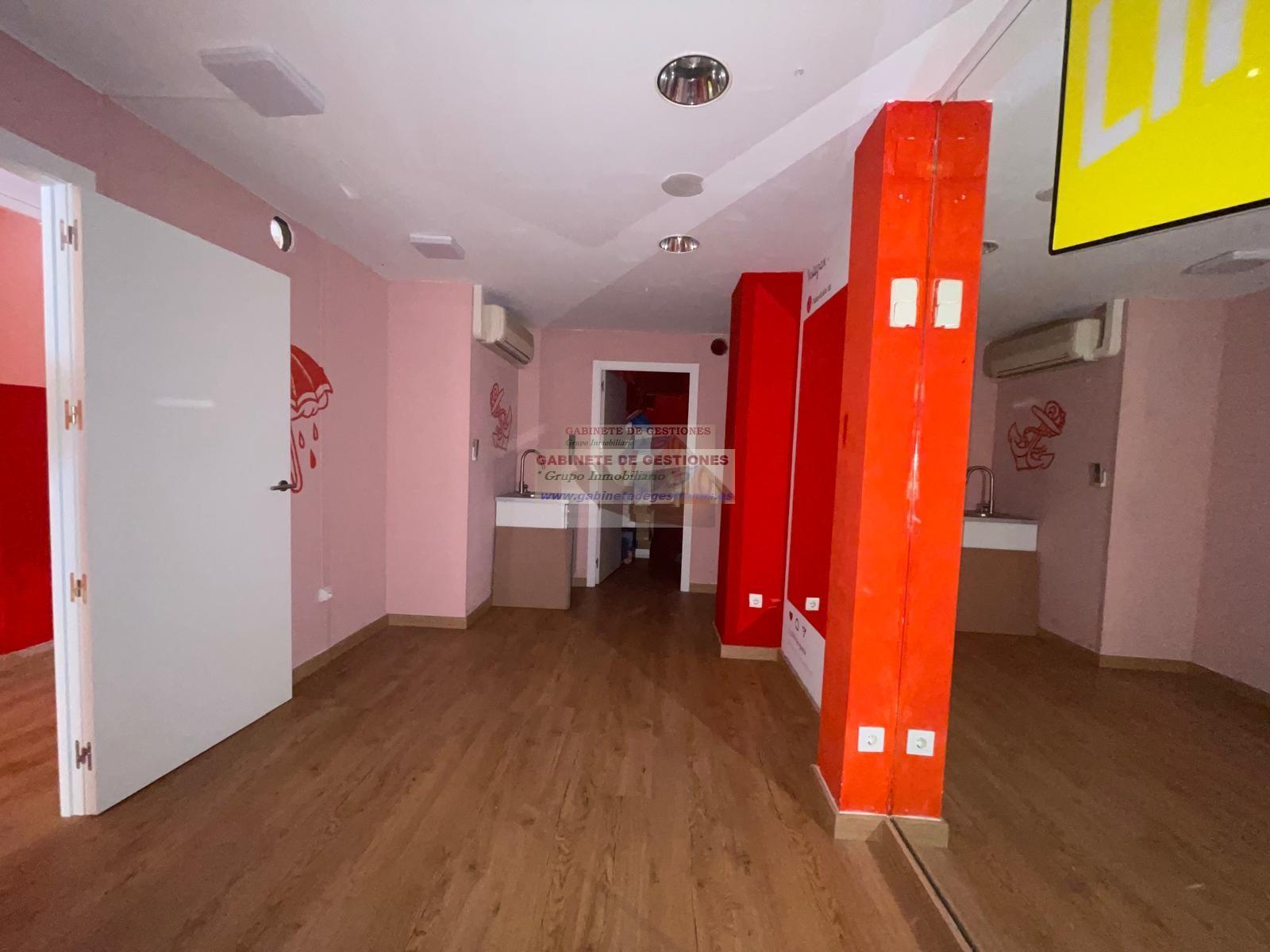 For sale of commercial in Albacete