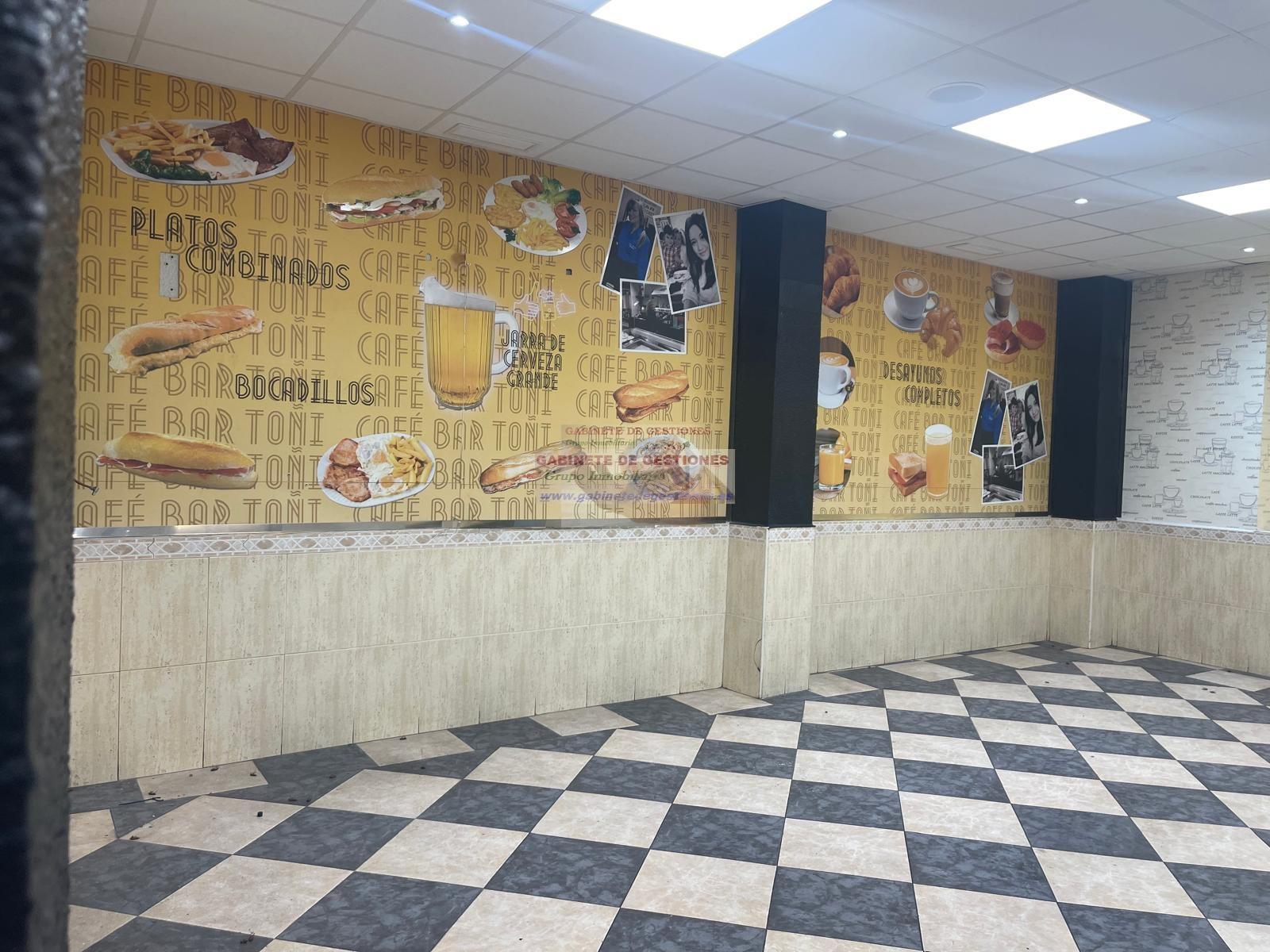 For rent of commercial in Albacete