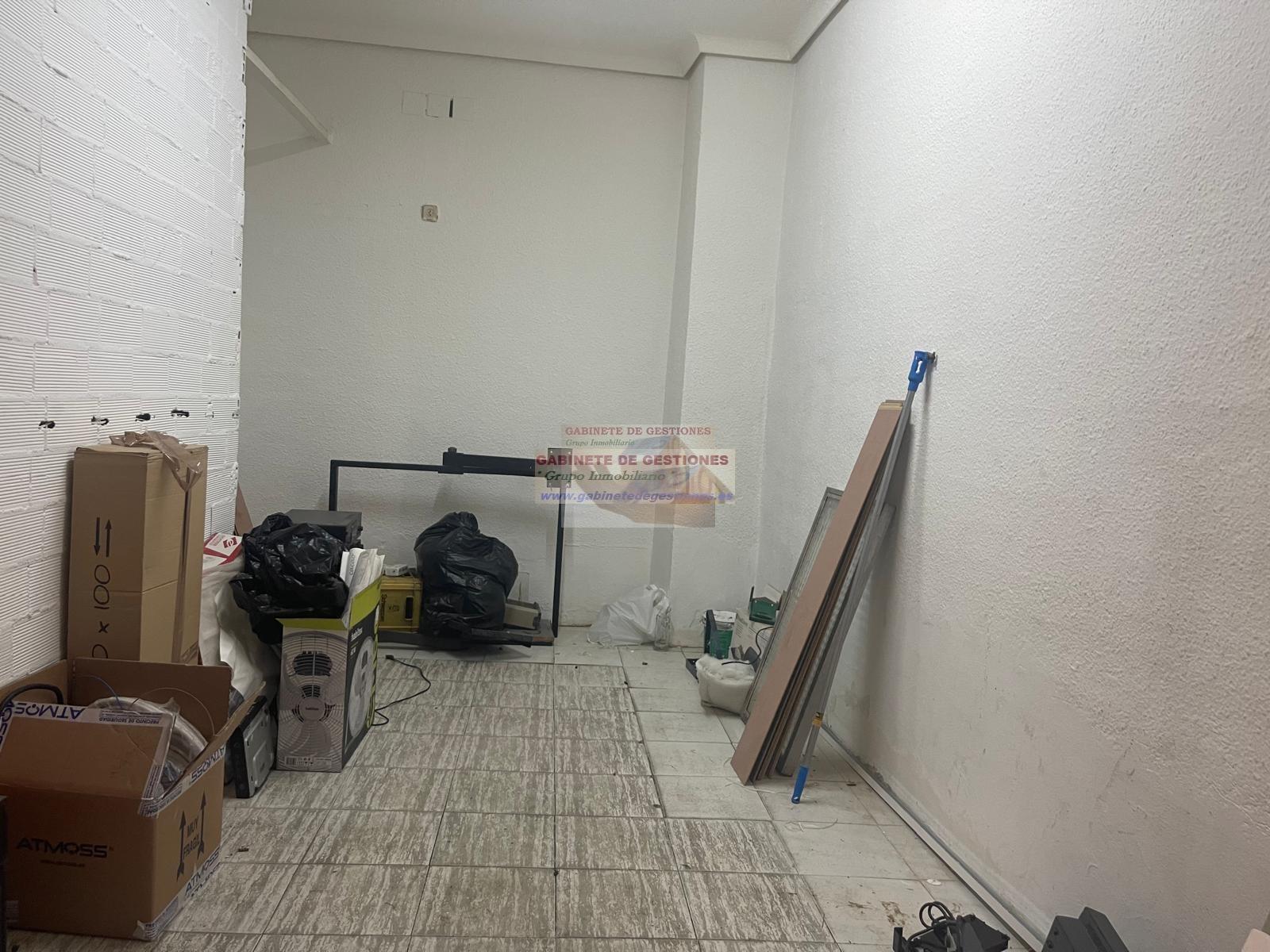 For rent of commercial in Albacete
