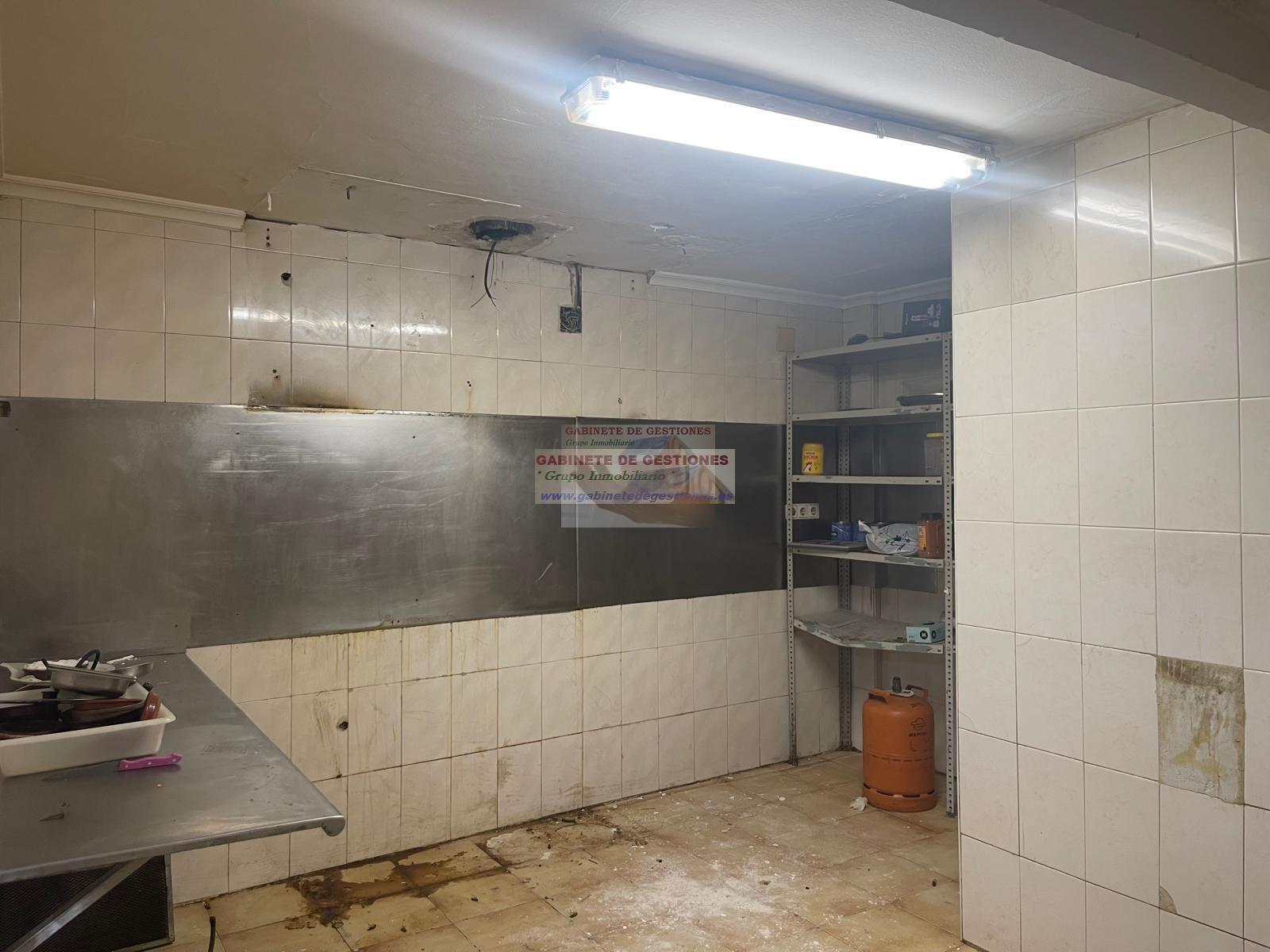 For rent of commercial in Albacete