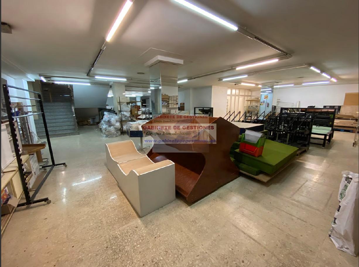 For rent of commercial in Albacete