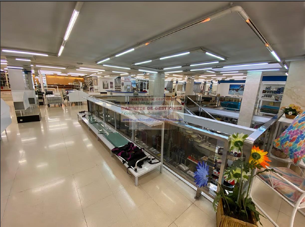 For rent of commercial in Albacete