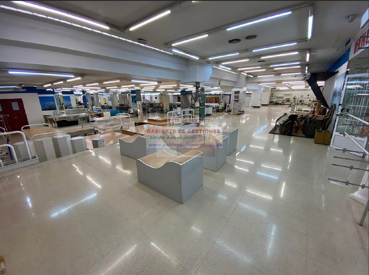For rent of commercial in Albacete
