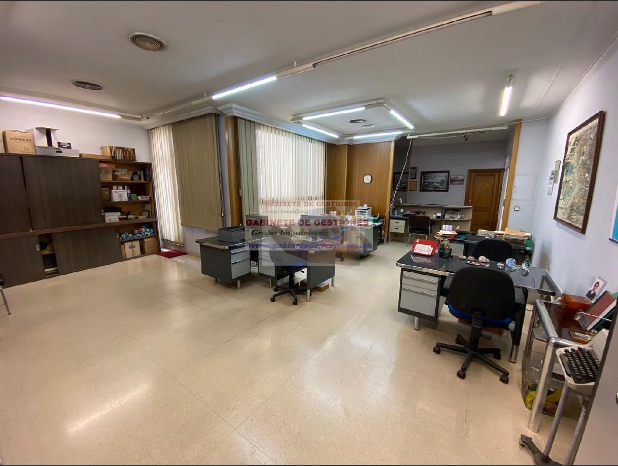 For rent of commercial in Albacete