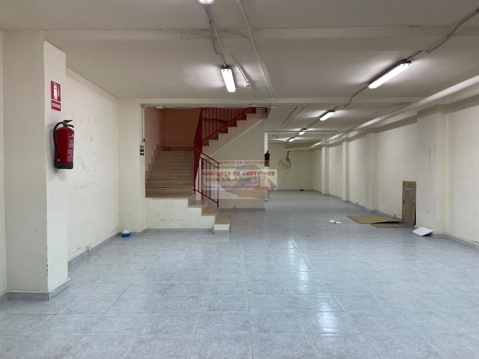 For rent of commercial in Albacete