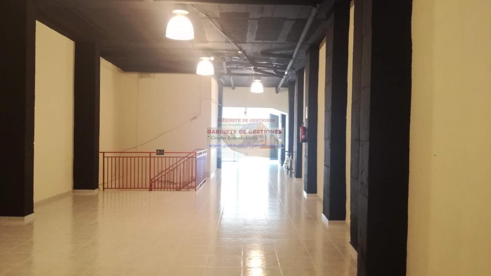 For rent of commercial in Albacete