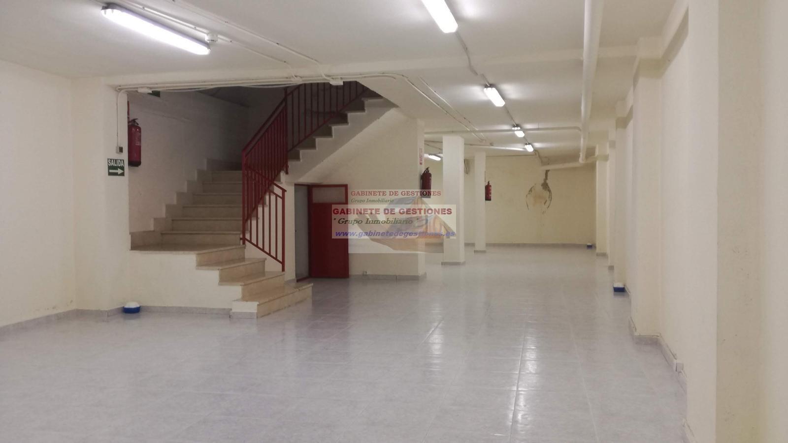 For rent of commercial in Albacete