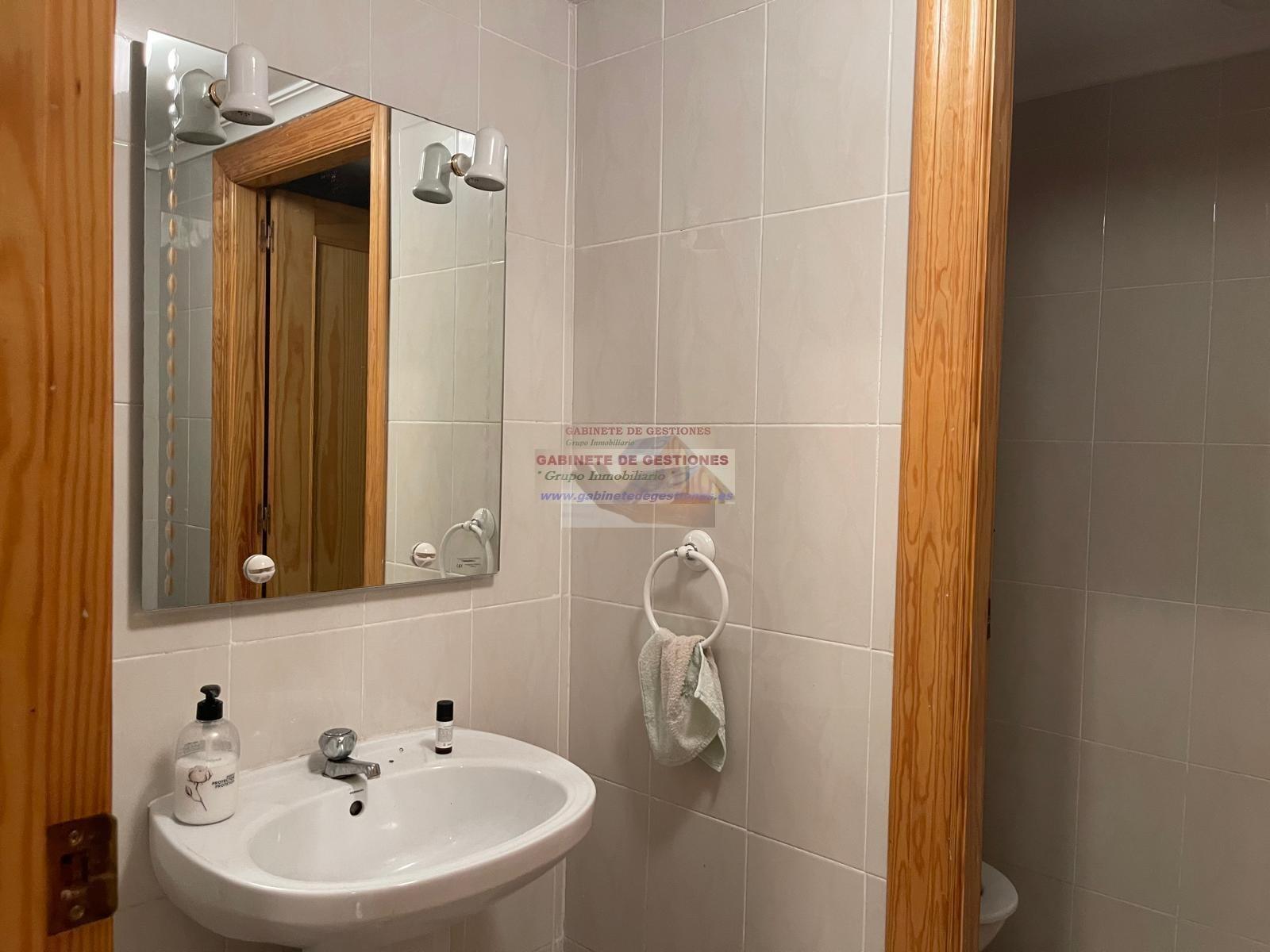 For rent of commercial in Albacete