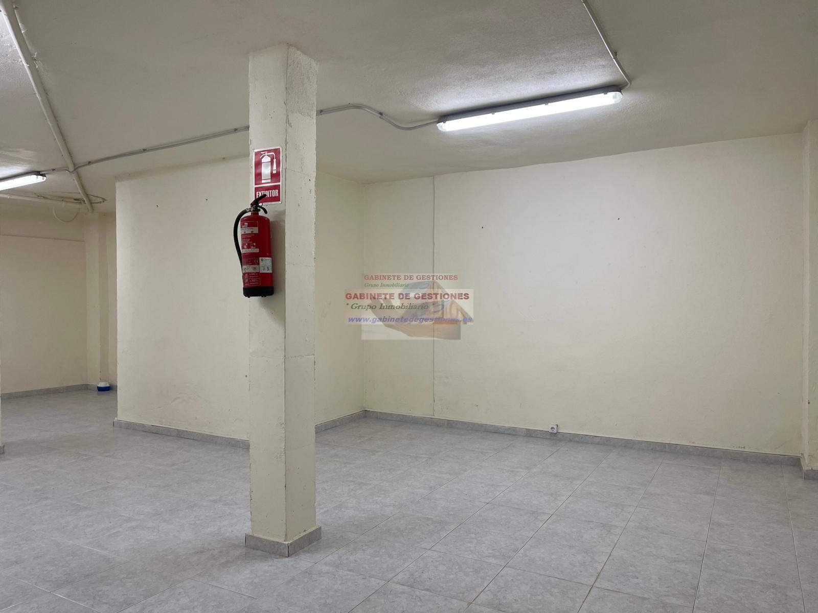 For rent of commercial in Albacete