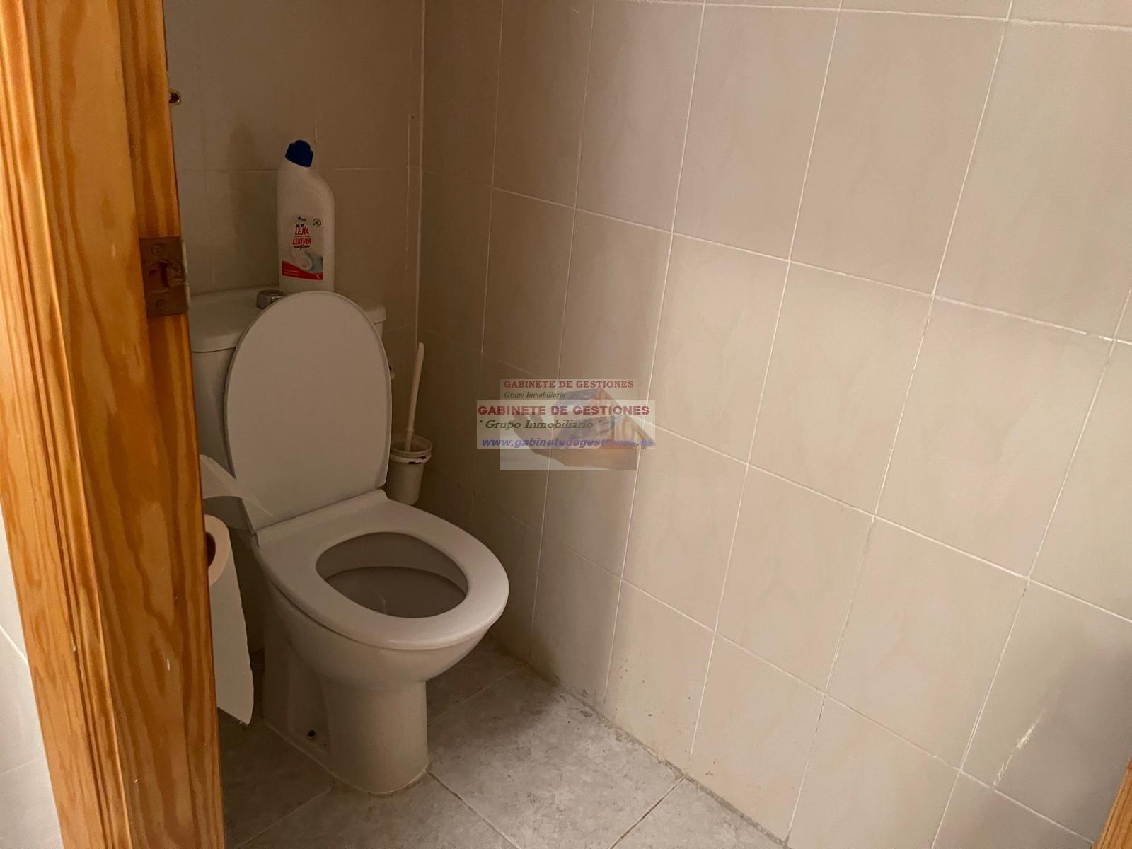 For rent of commercial in Albacete