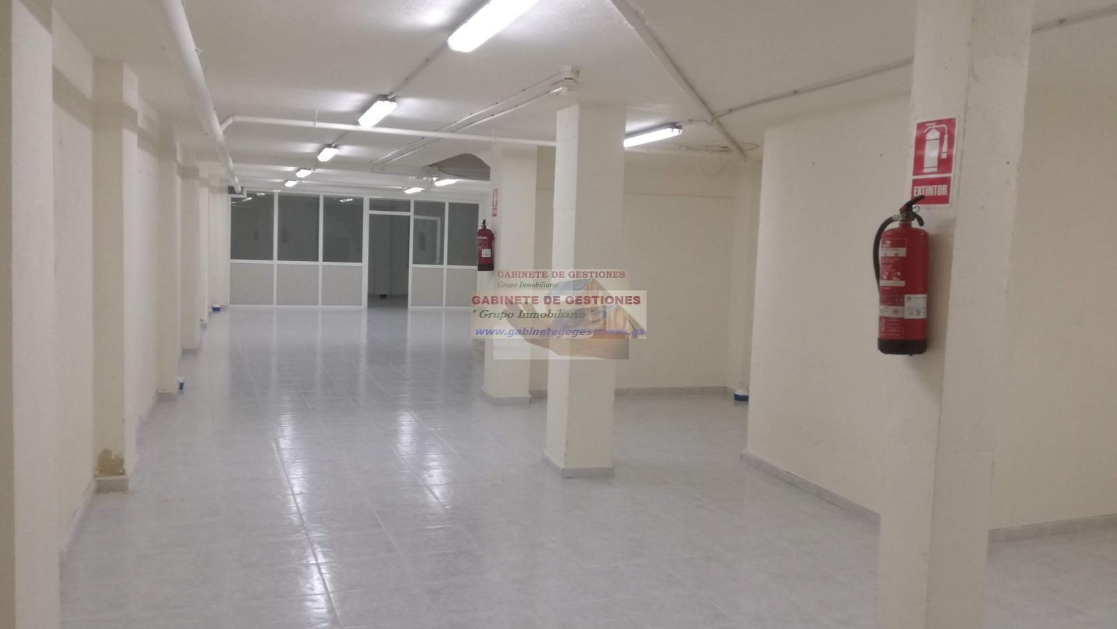 For rent of commercial in Albacete